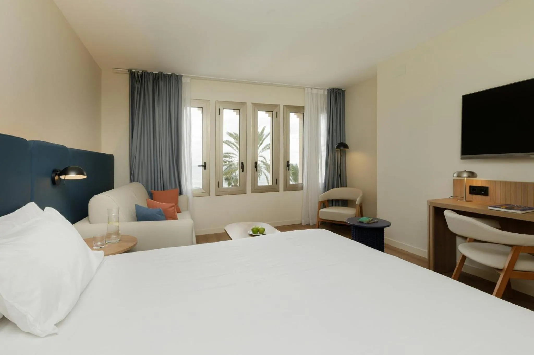 Bedroom, Bed in Sercotel Kalma Sitges