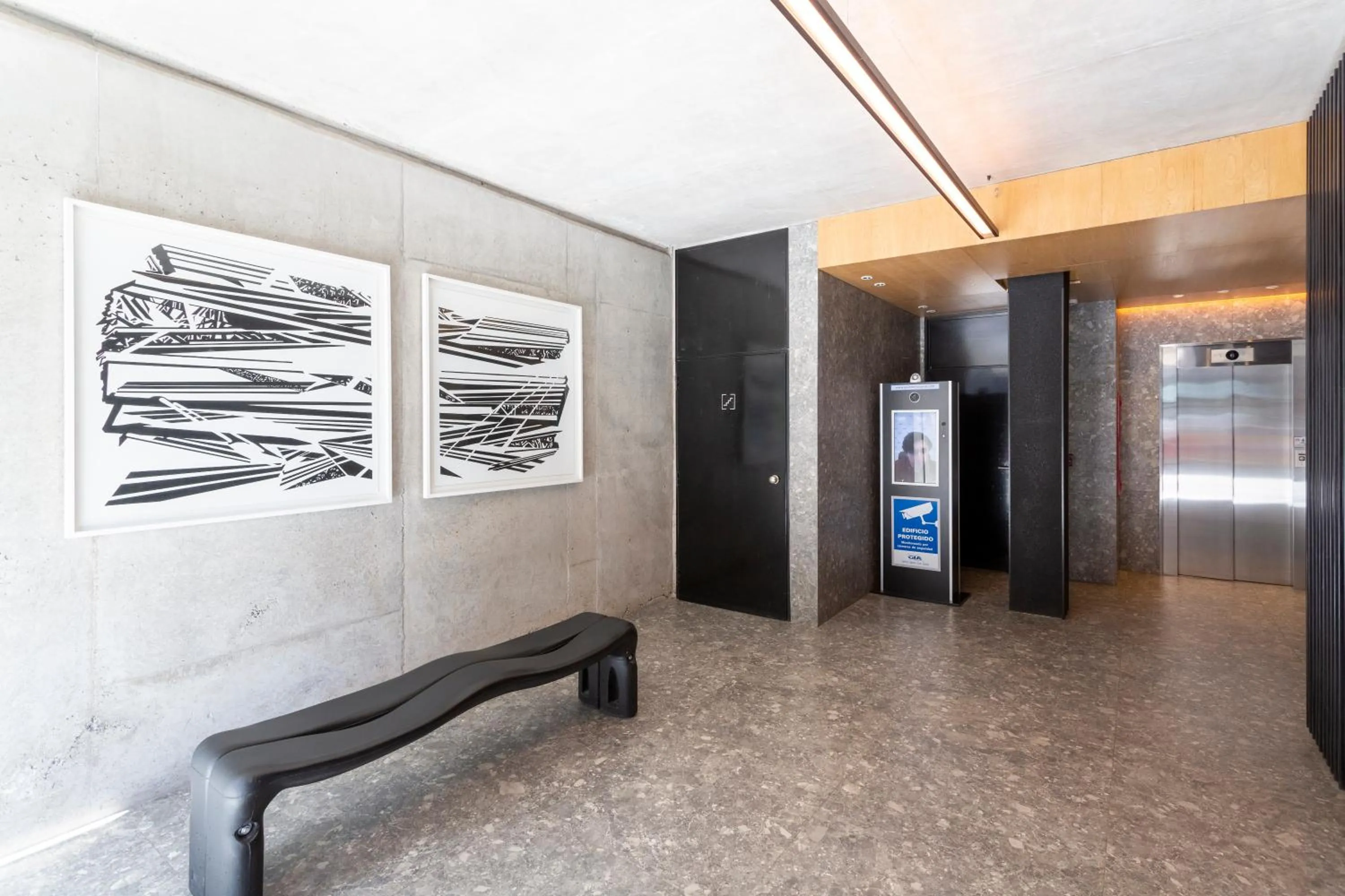 elevator in Live Soho Boutique Apartments Belgrano