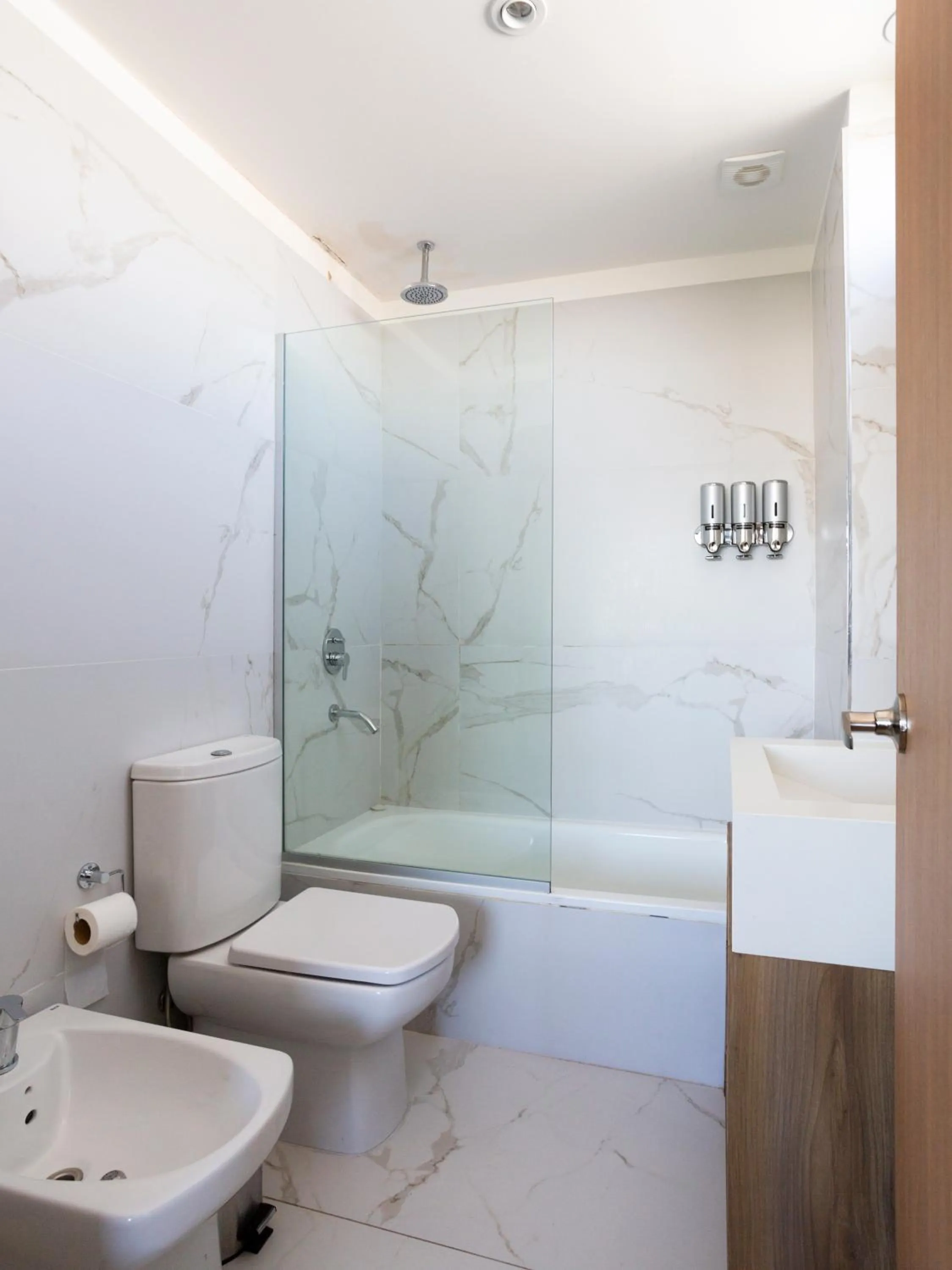 Shower in Live Soho Boutique Apartments Belgrano