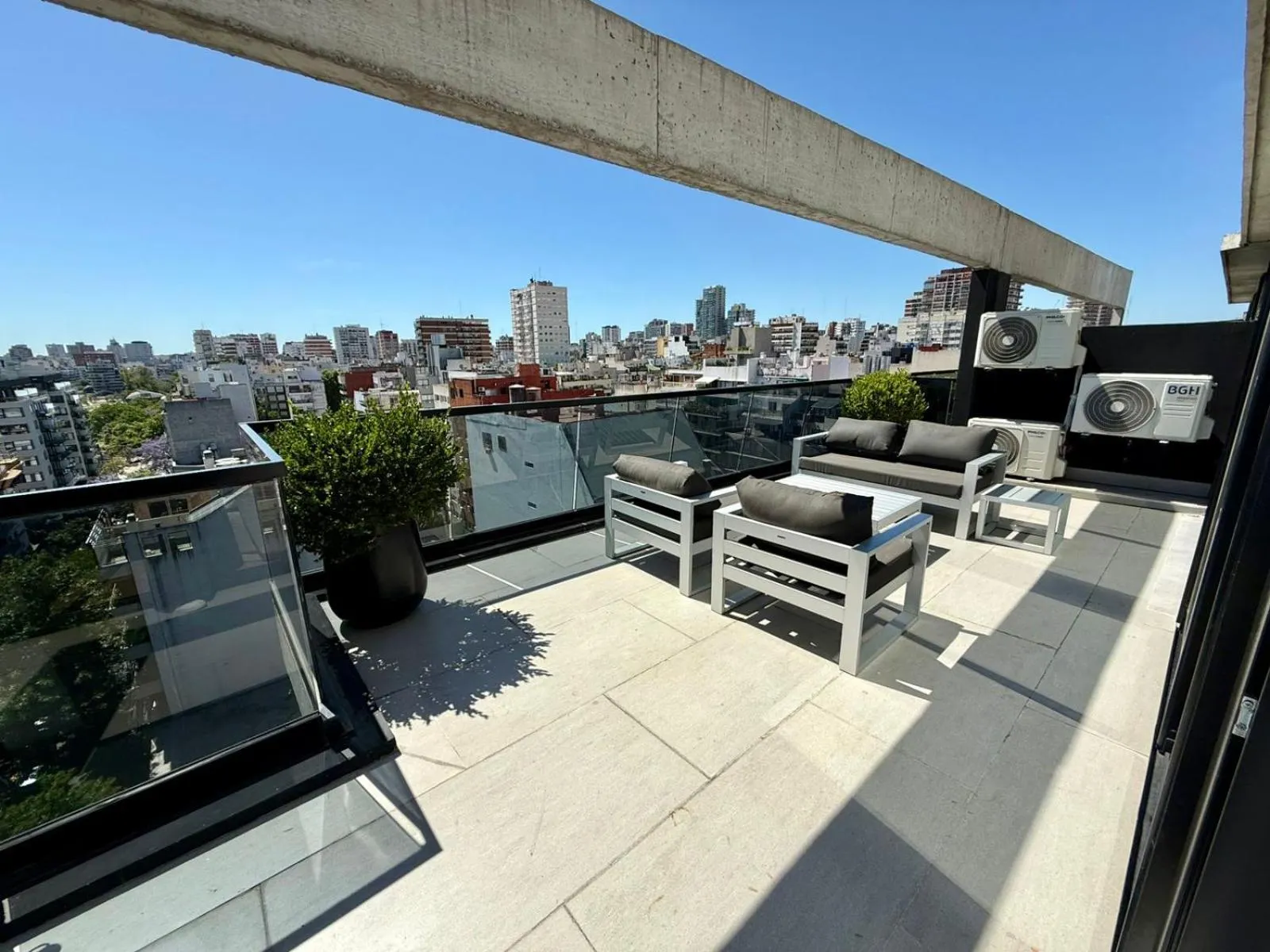 Property building in Live Soho Boutique Apartments Belgrano