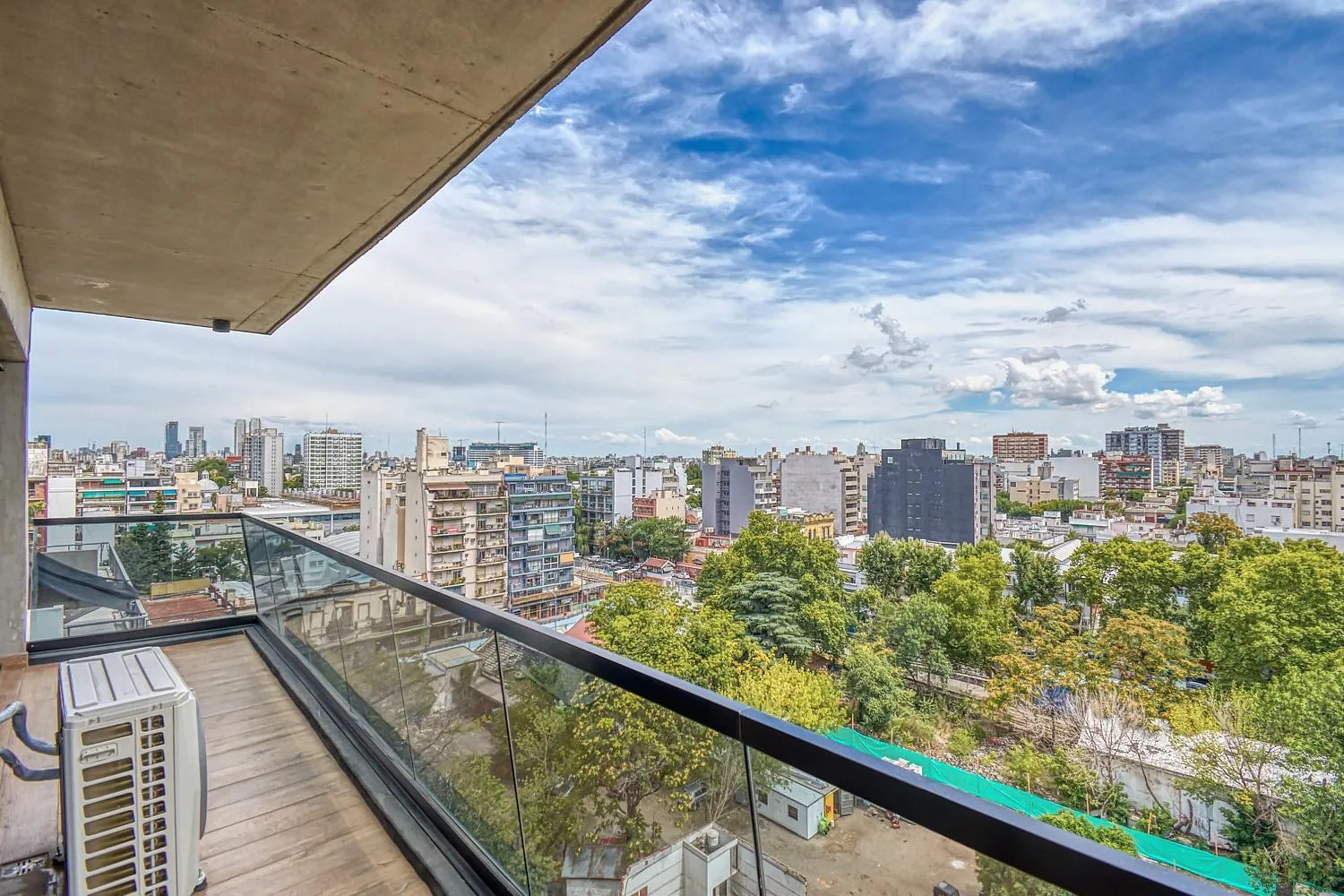 Property building in Live Soho Boutique Apartments Belgrano