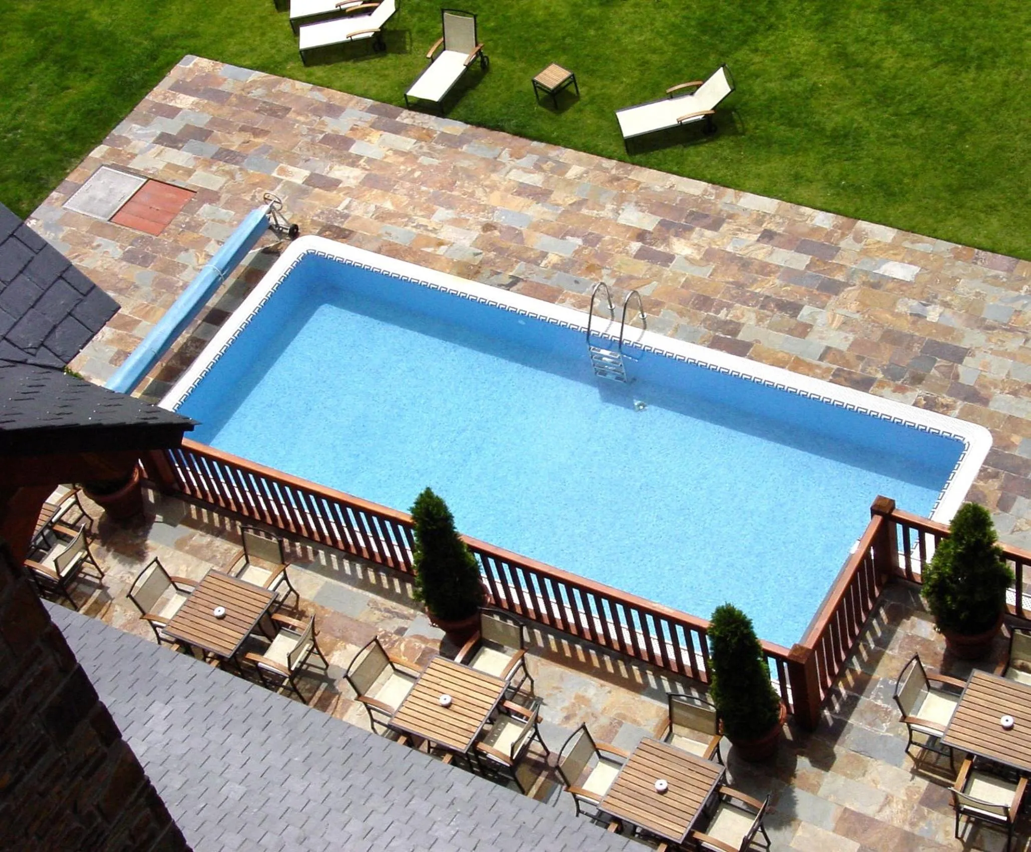 Swimming pool in Hotel Saliecho