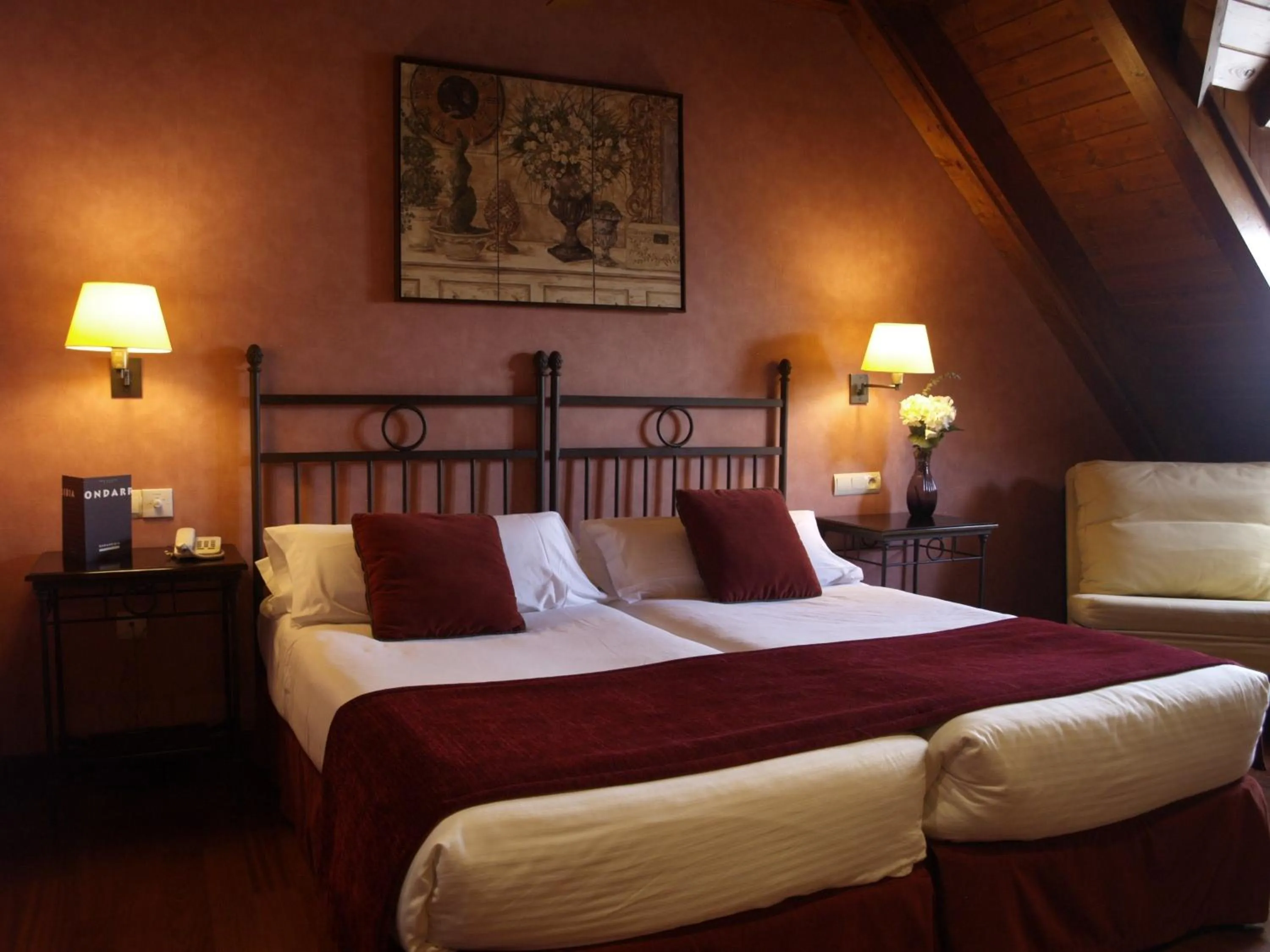 Photo of the whole room, Bed in Hotel Saliecho