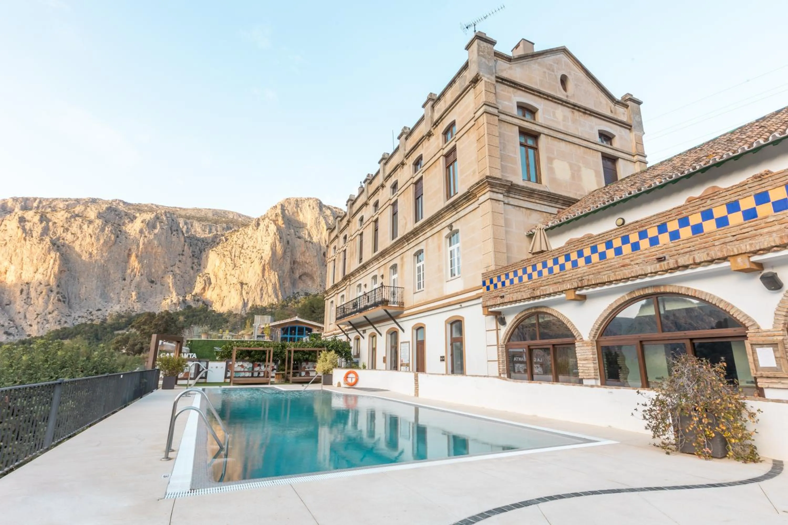 Swimming pool in Complejo Turístico La Garganta