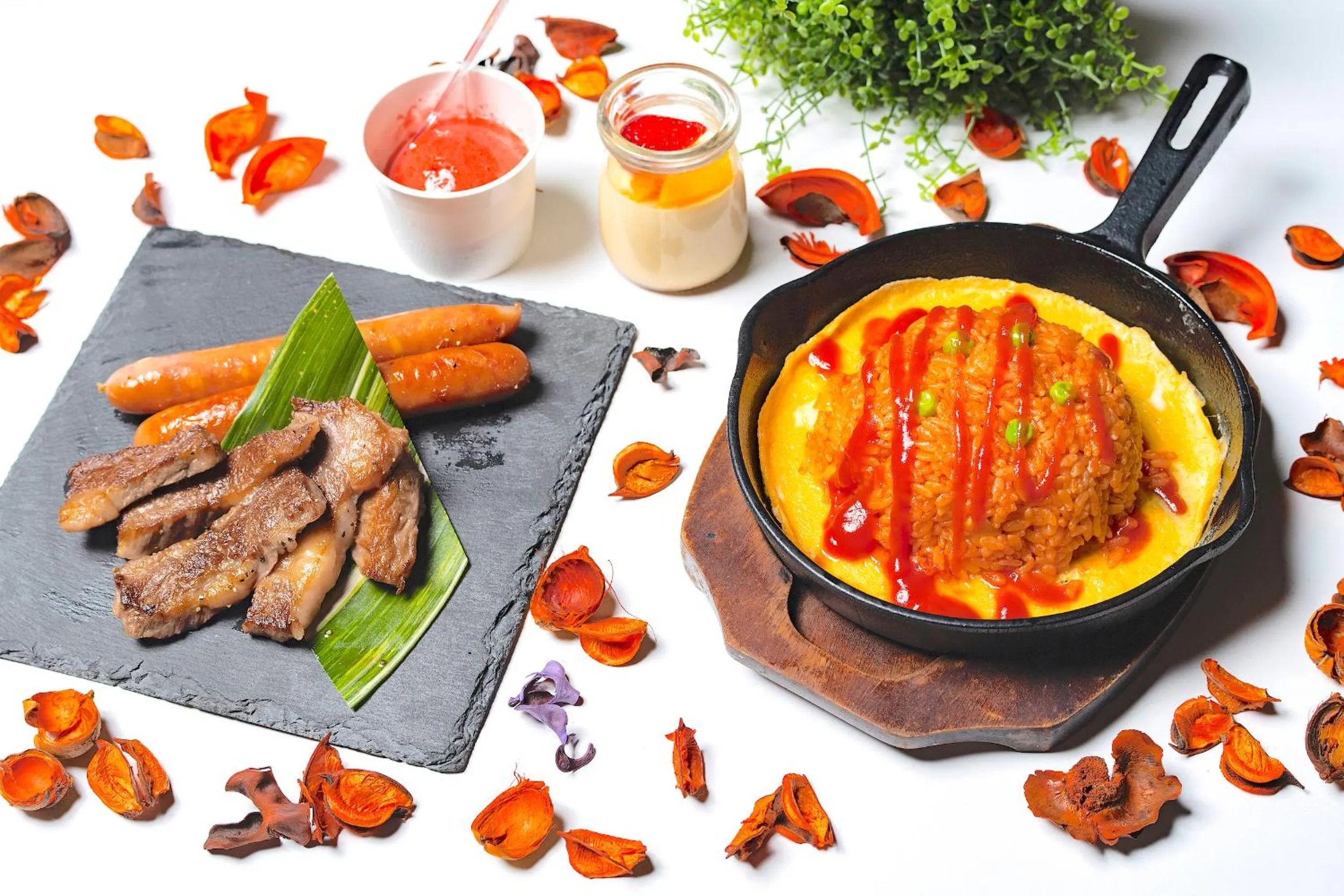 Food and drinks in GLAMPREMIER Setouchi