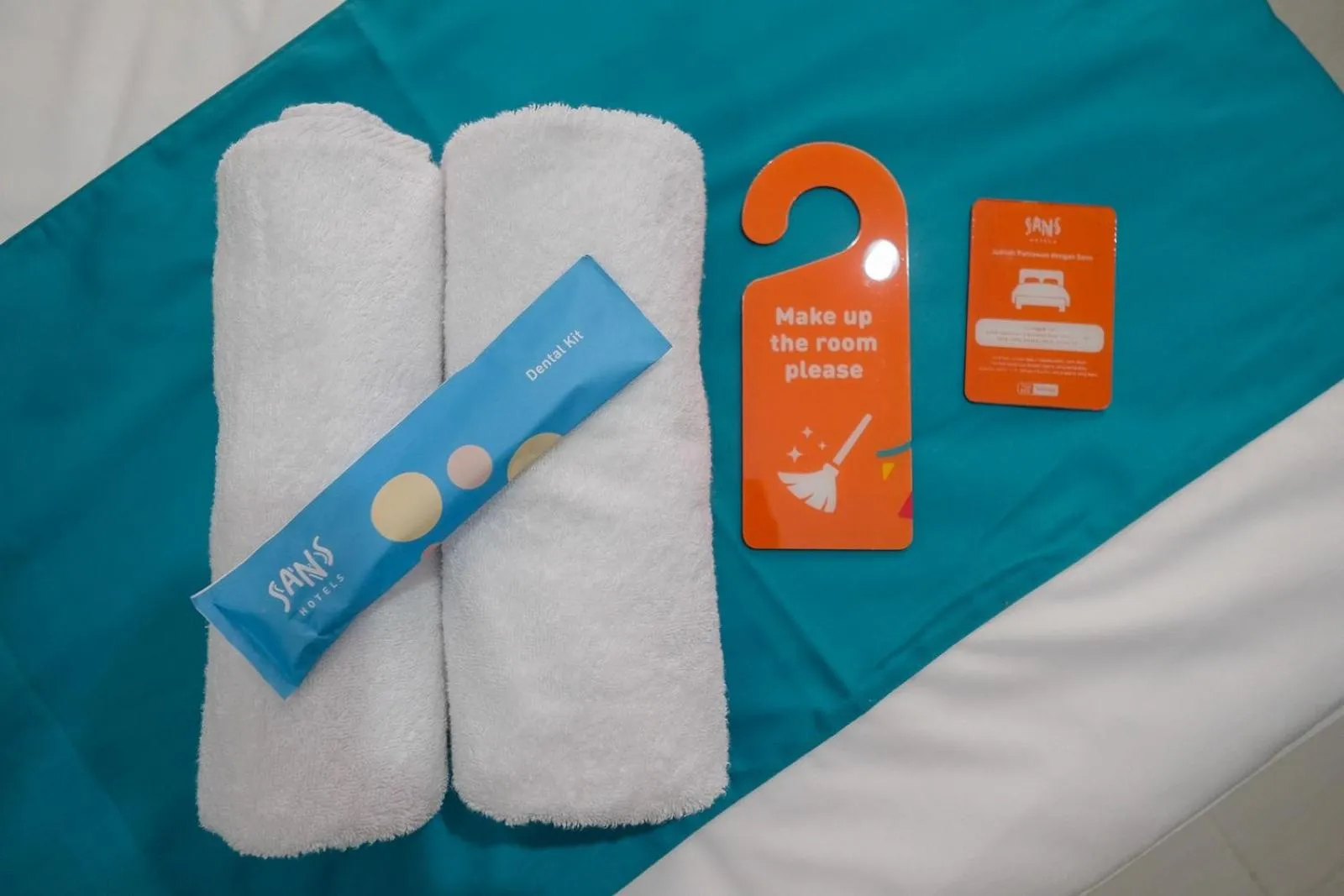 towels, Bed in Sans Hotel Fourth Loft Solo