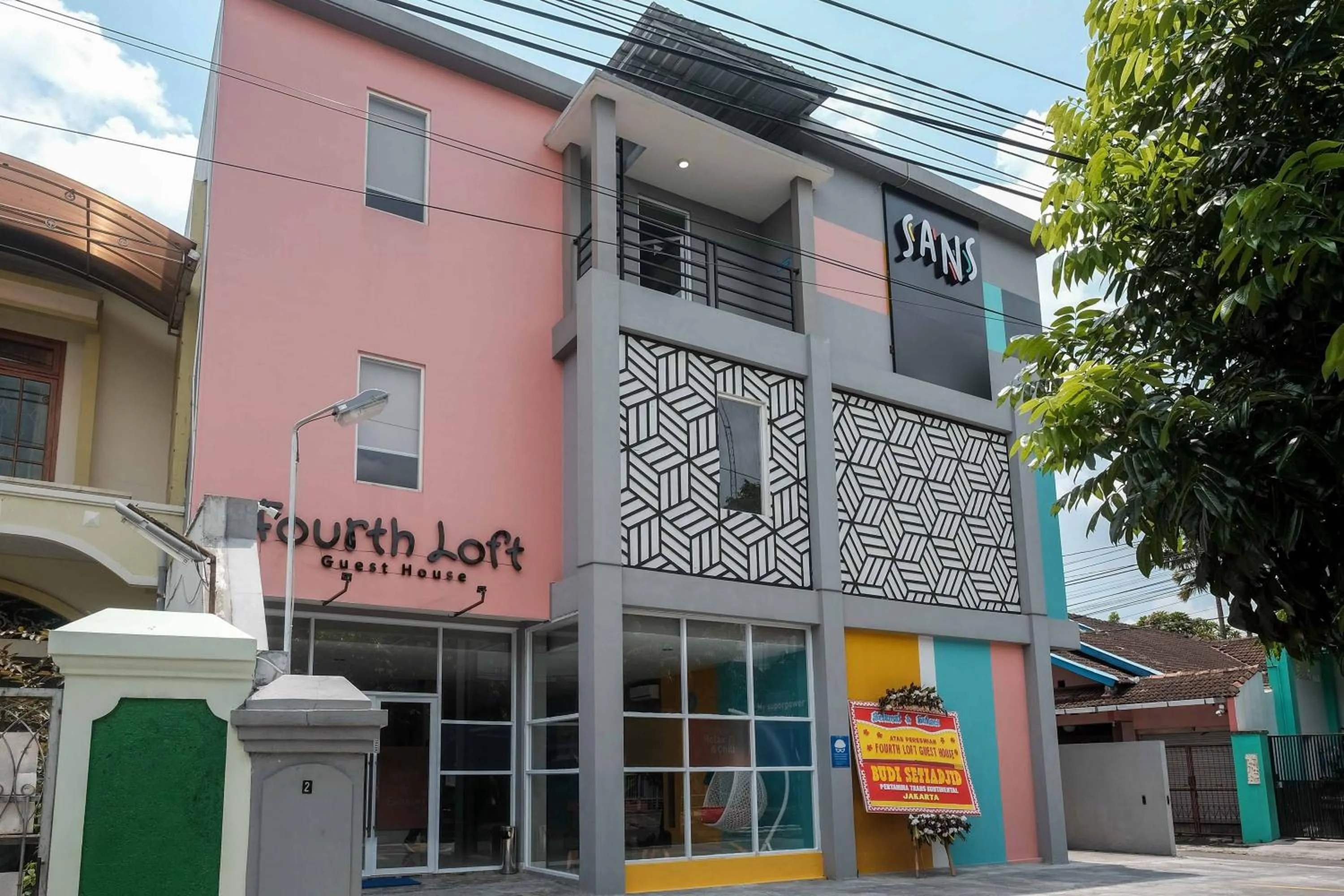 Property building in Sans Hotel Fourth Loft Solo