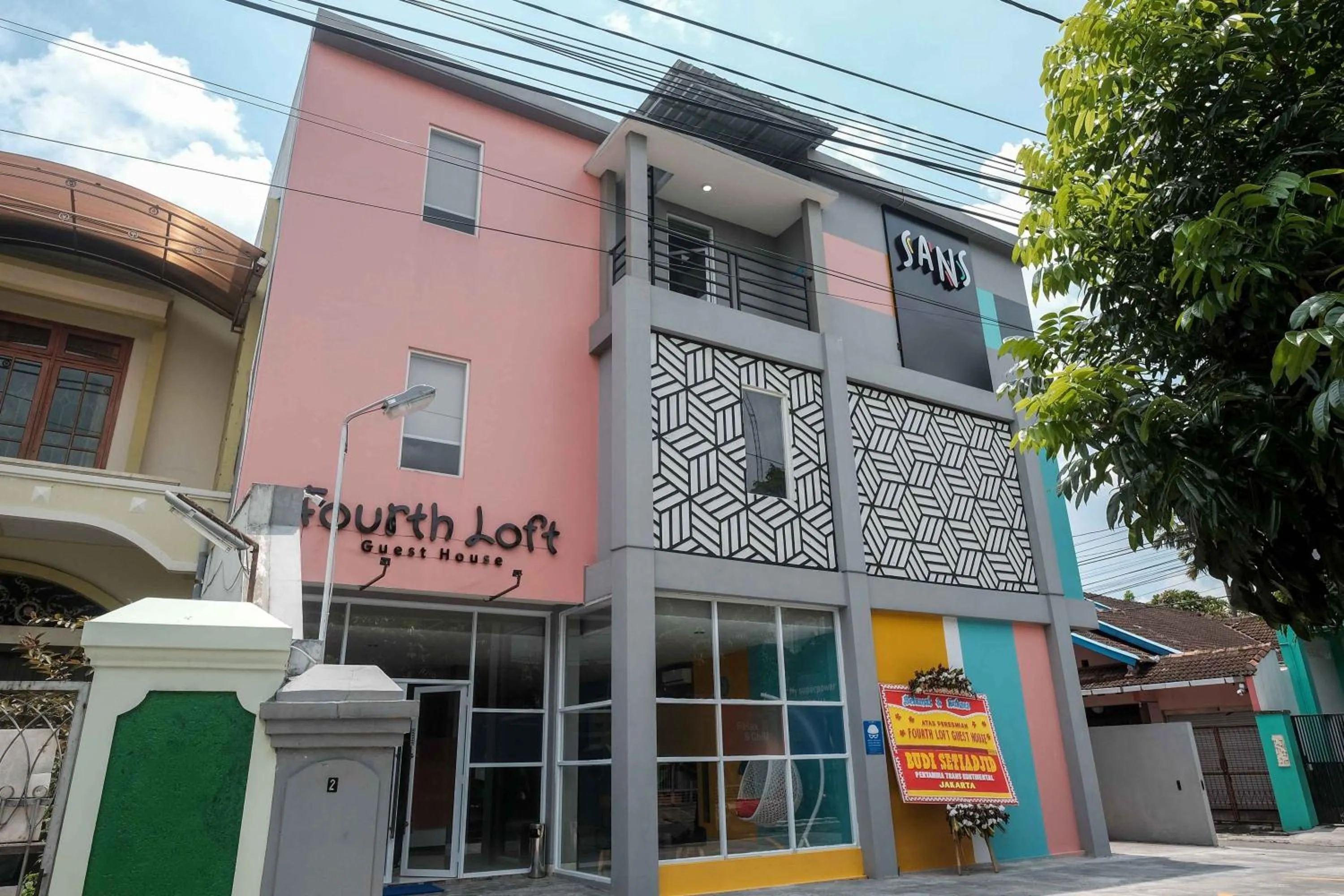 Property building in Sans Hotel Fourth Loft Solo