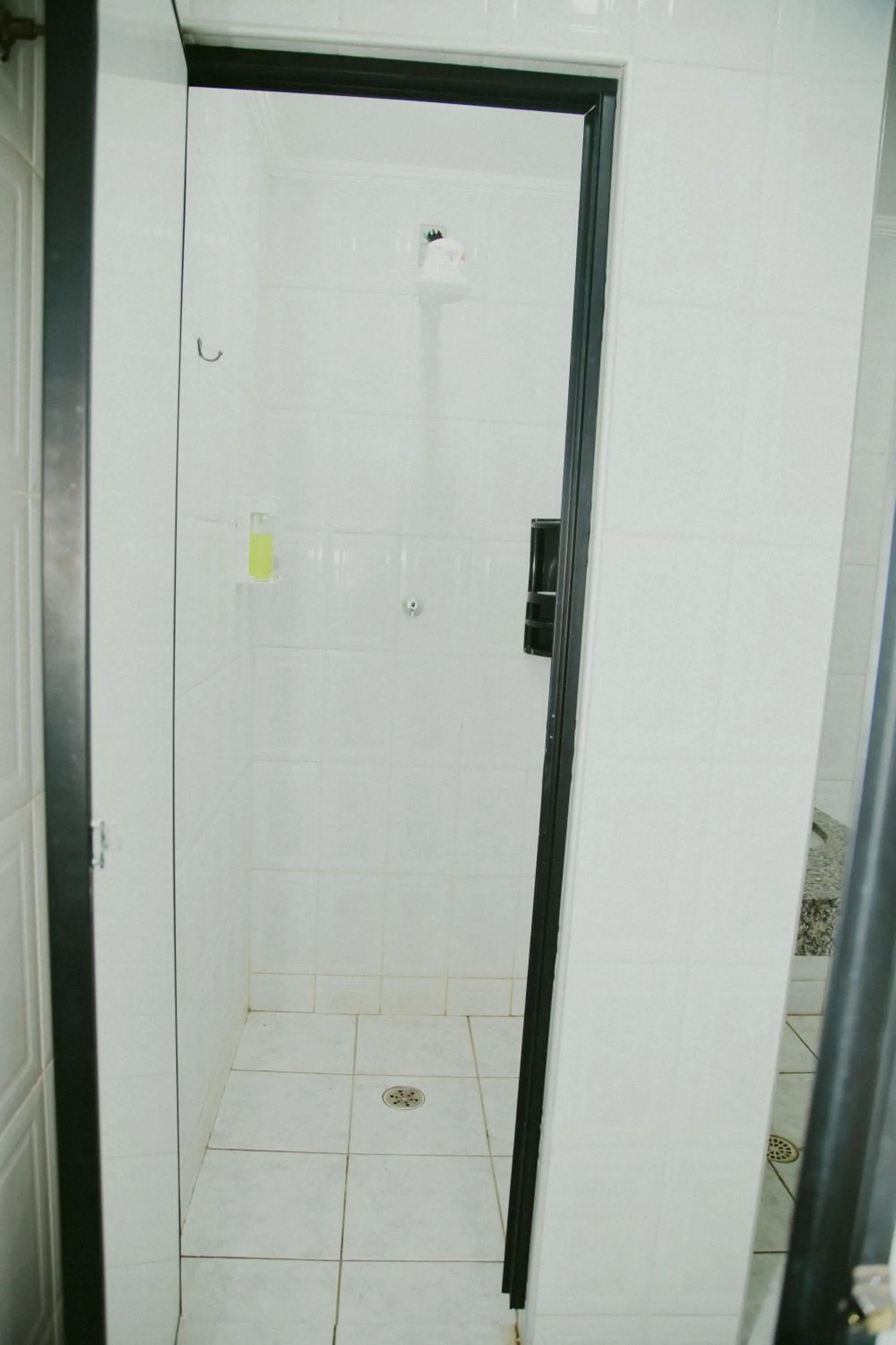 Shower in HOTEL ROYAL PARK