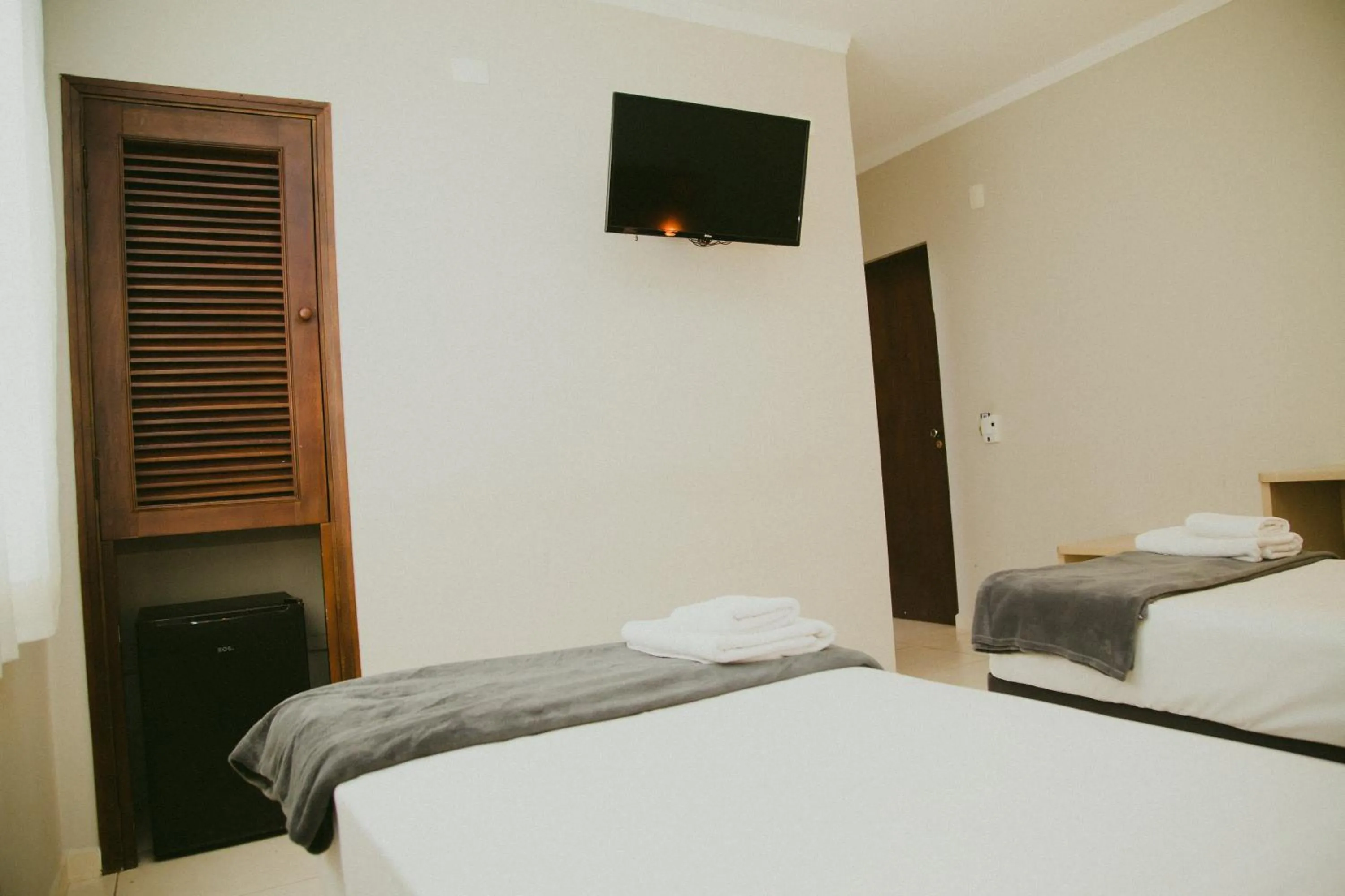 TV and multimedia, Bed in HOTEL ROYAL PARK