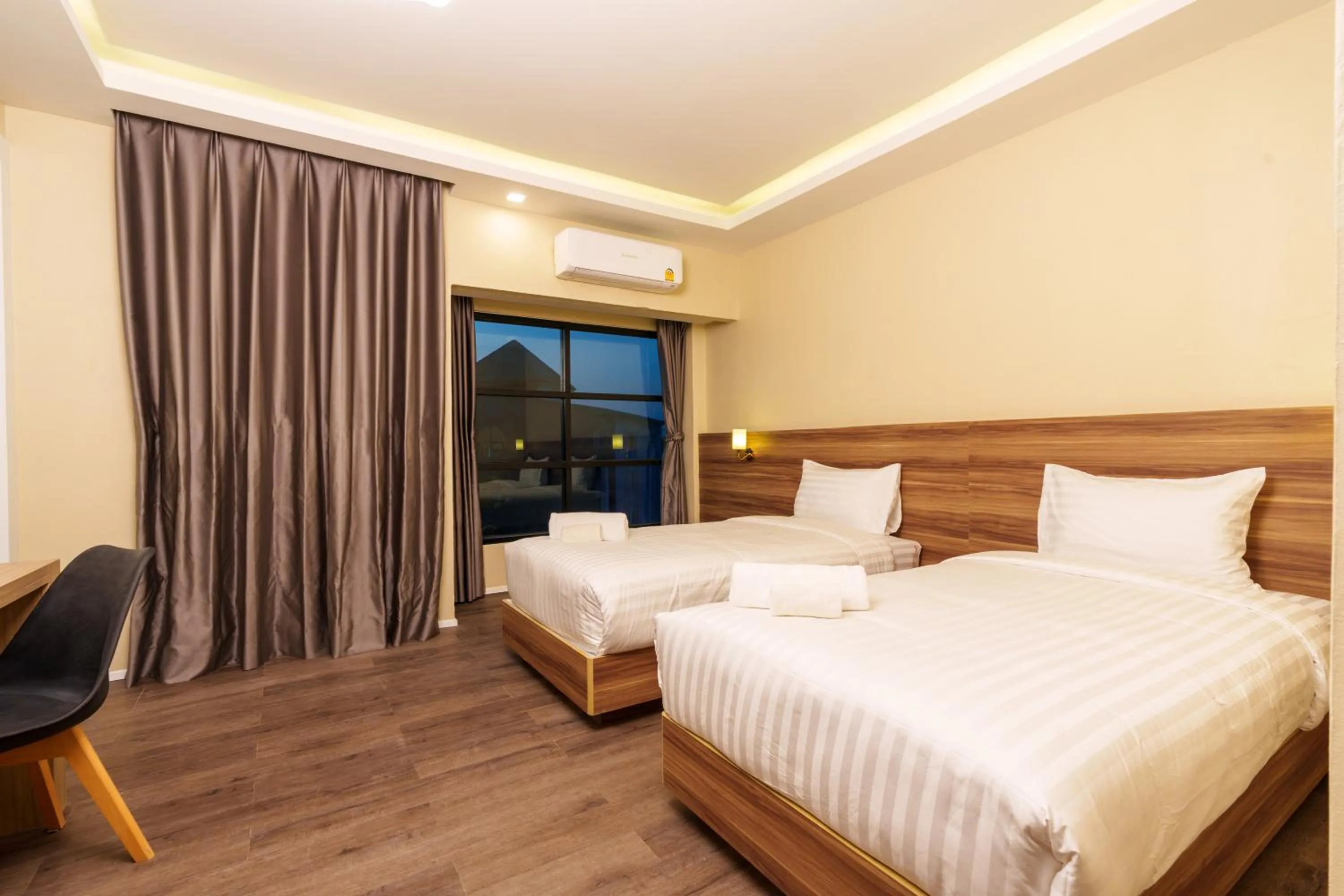 Bed in Calinton Hotel