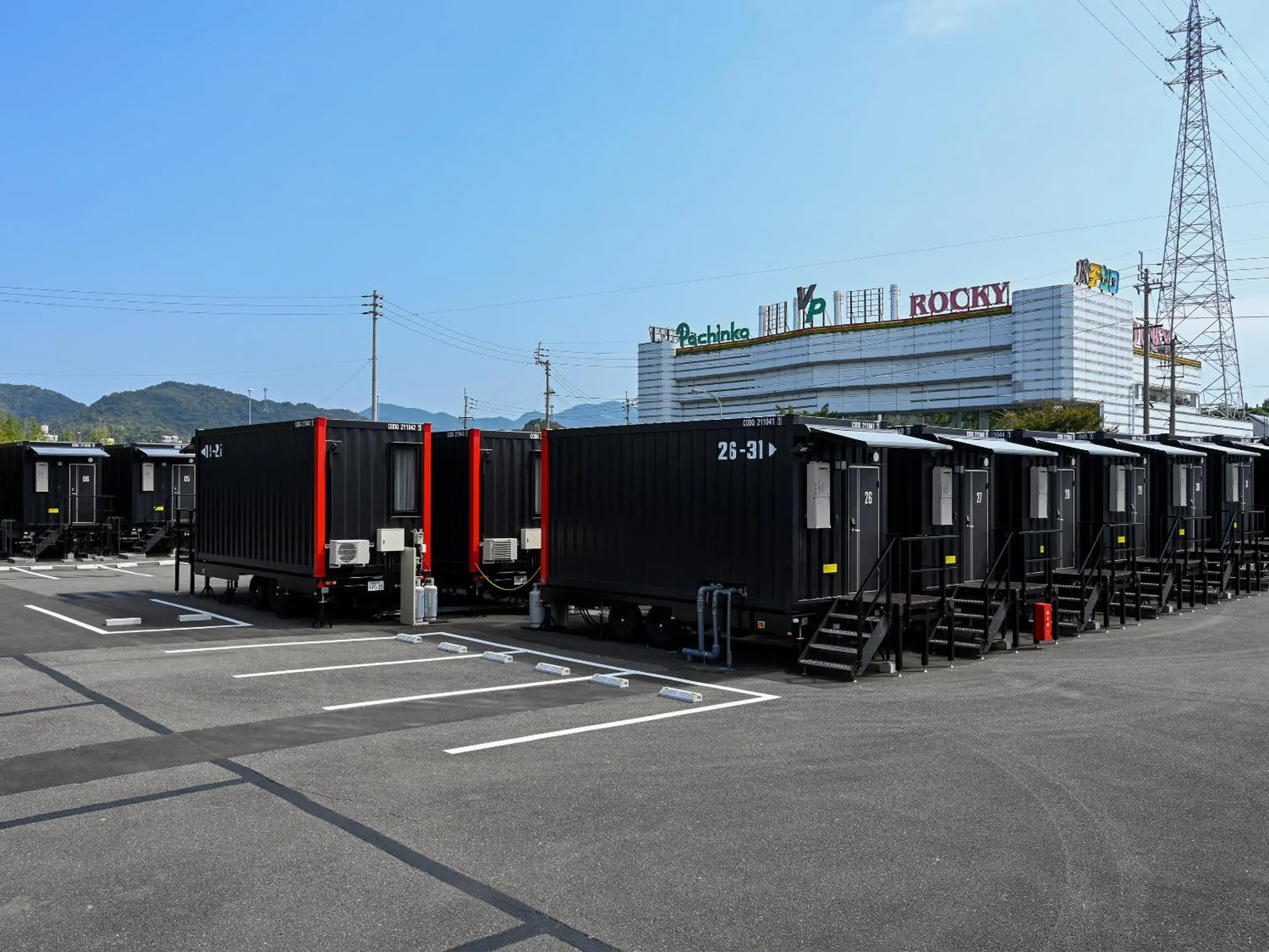 Property building in HOTEL R9 The Yard Shikokuchuo Property building in HOTEL R9 The Yard Shikokuchuo