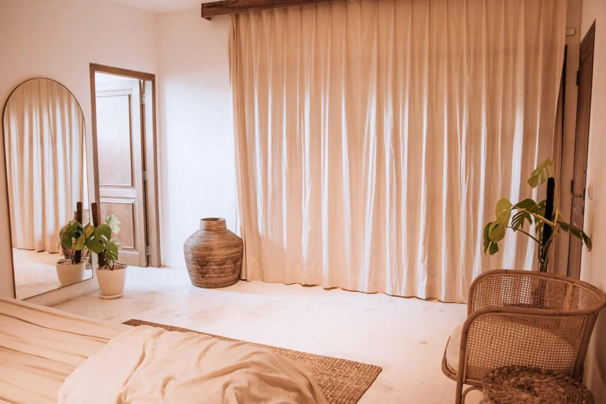 Seating area in Hotel Sages