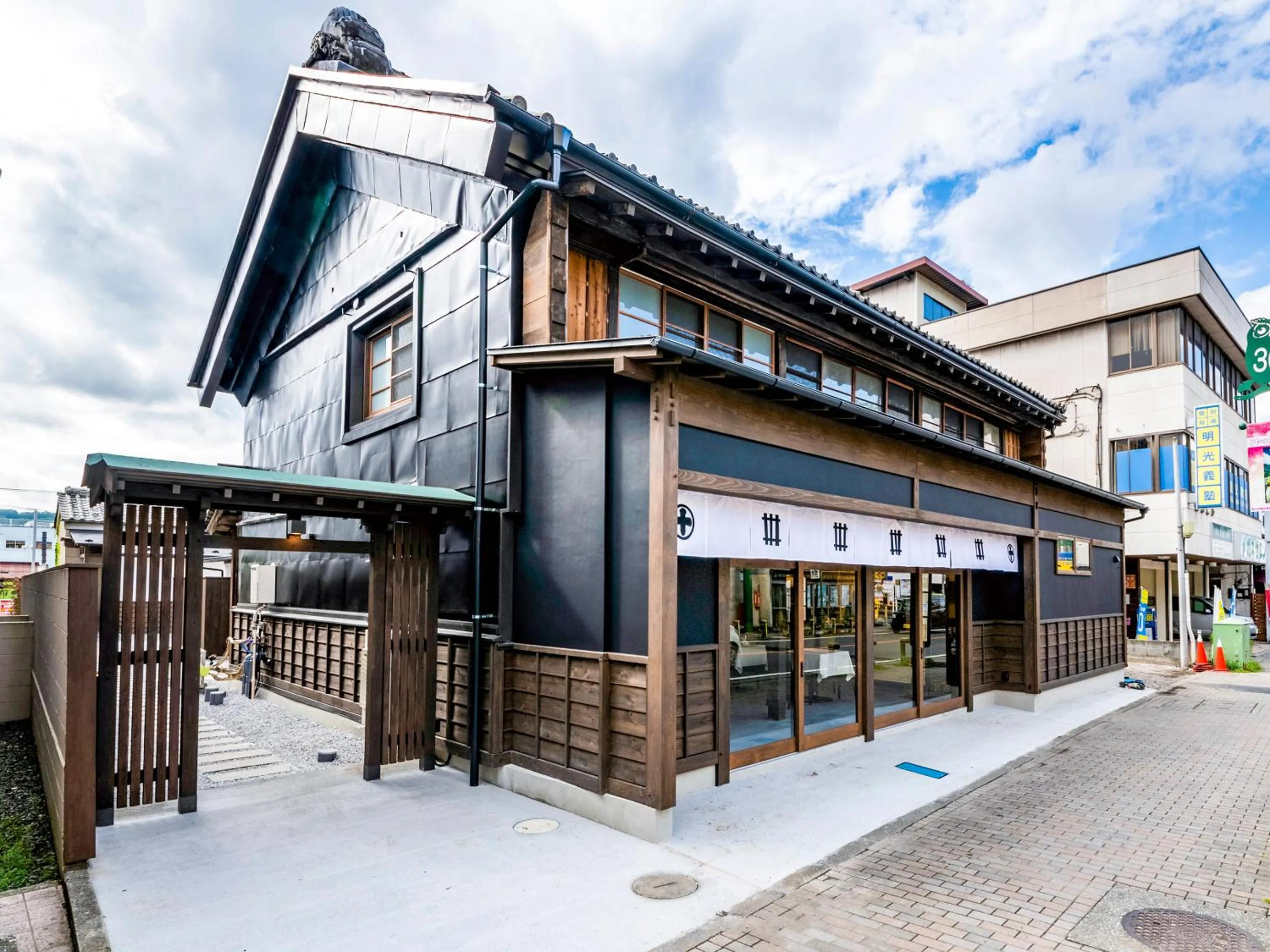 Property building in NIPPONIA Chichibu Monzenmachi