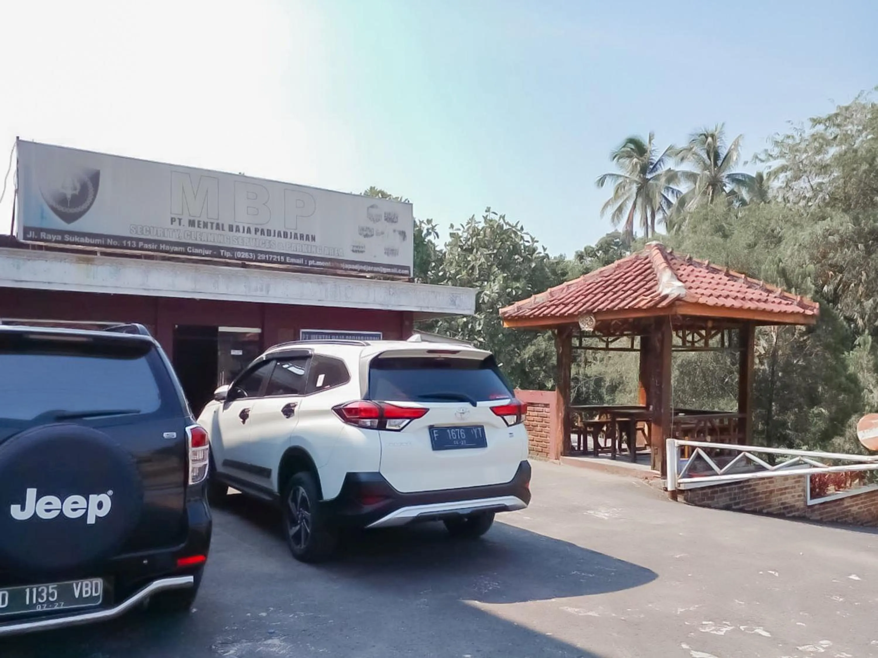 Property building in Urbanview Hotel Rio Life House Cianjur by RedDoorz