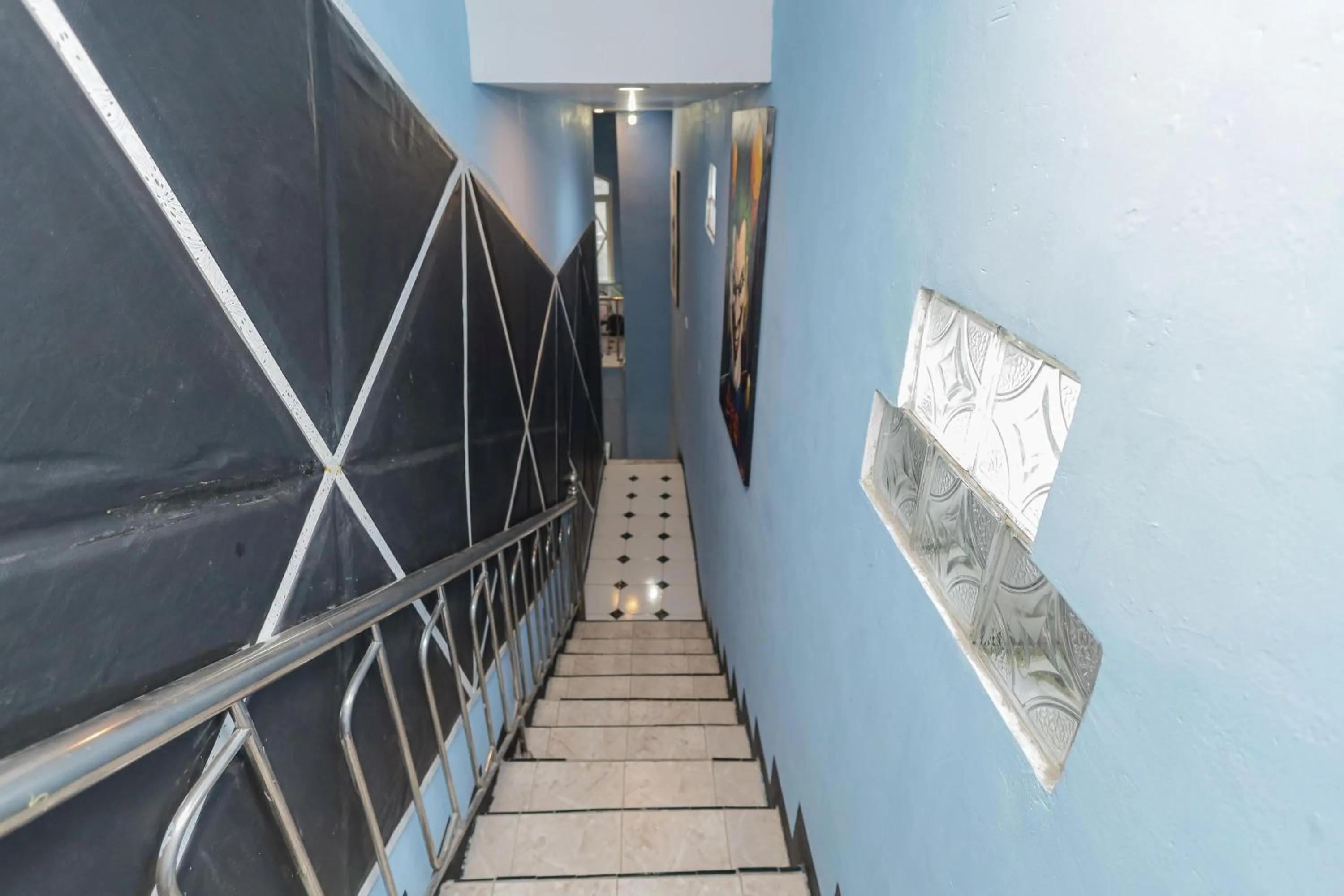 Floor plan in RedDoorz near Mayapada Hospital Surabaya