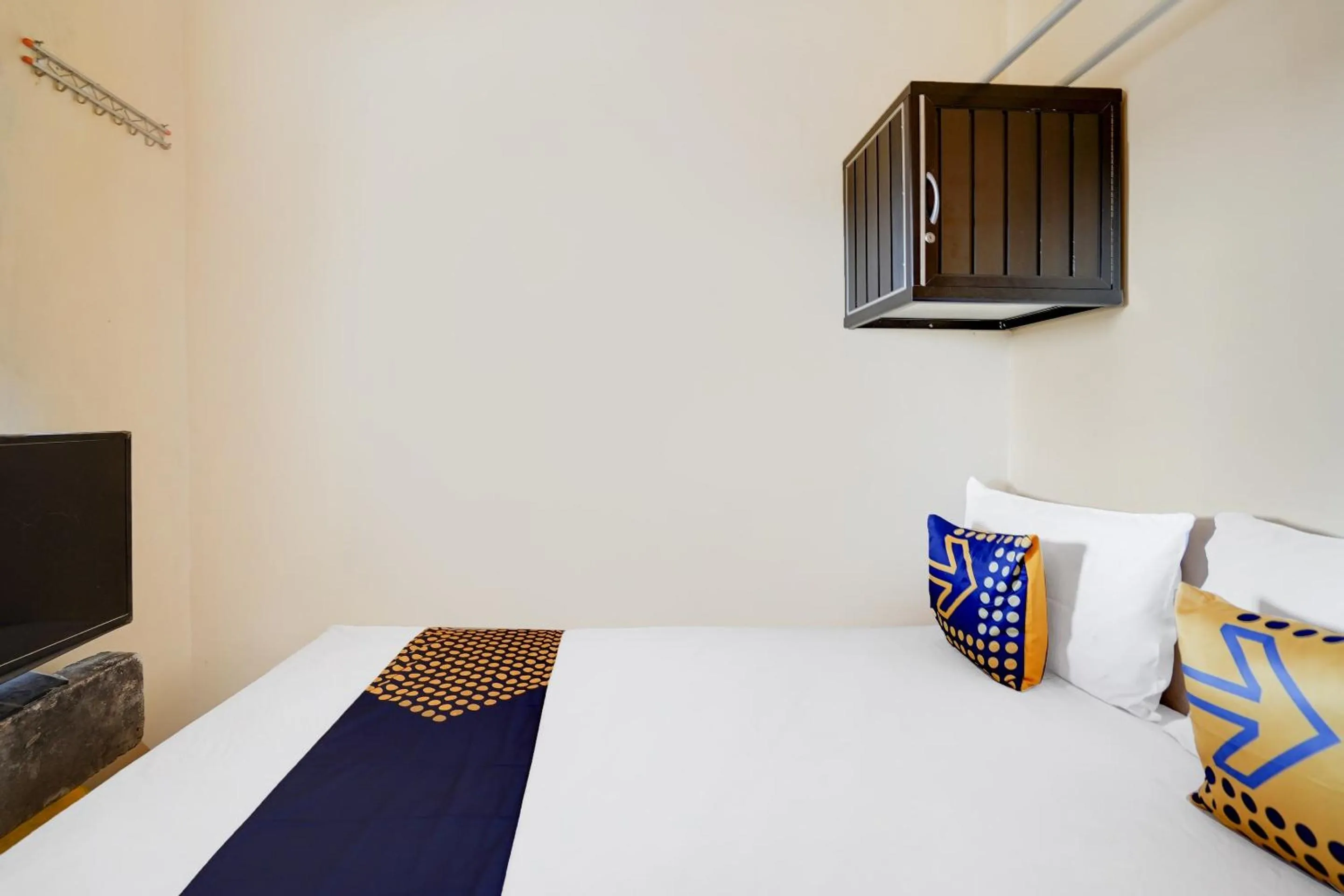 Bedroom, Bed in Hotel O Kost 2 Putra Syariah