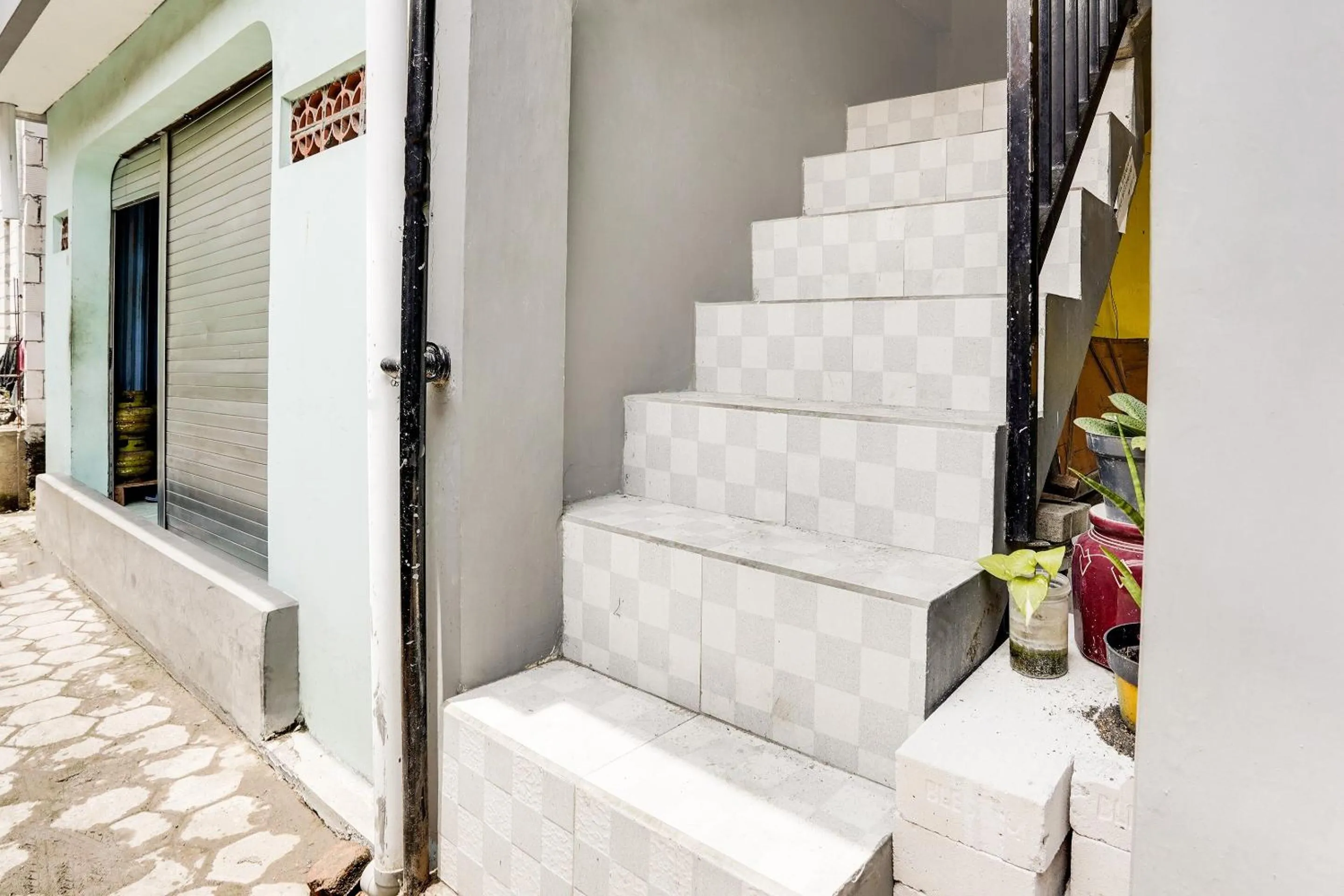 Lobby or reception in Hotel O Kost 2 Putra Syariah