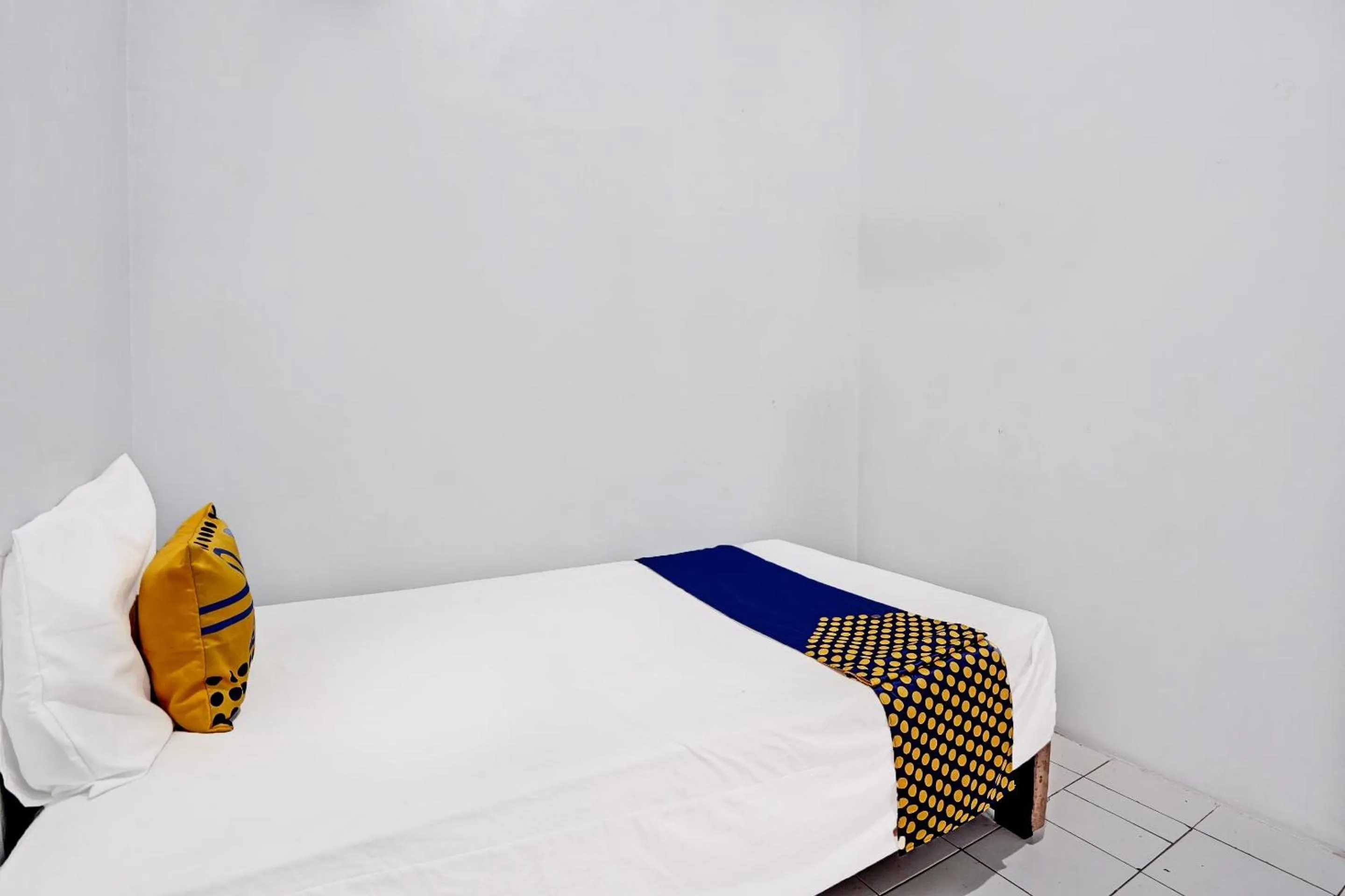 Bedroom, Bed in Hotel O B41m Residence Syariah