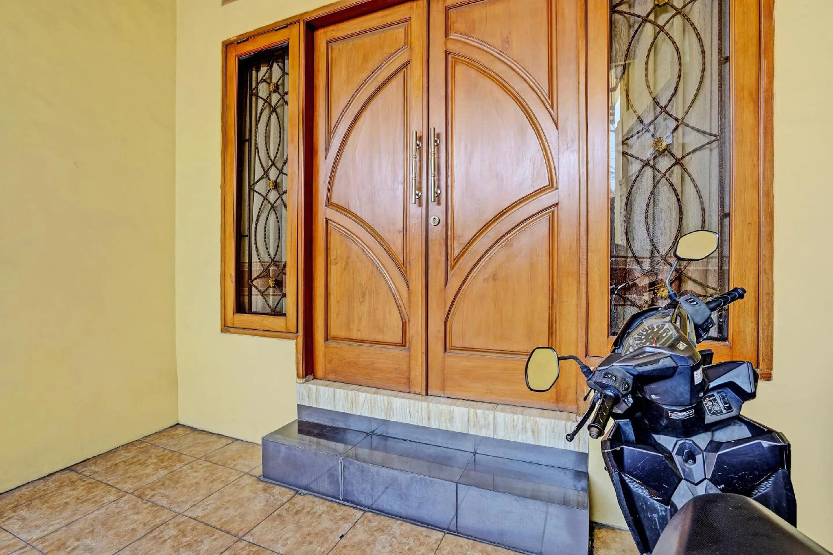 Lobby or reception in Hotel O Raffa Residence Syariah