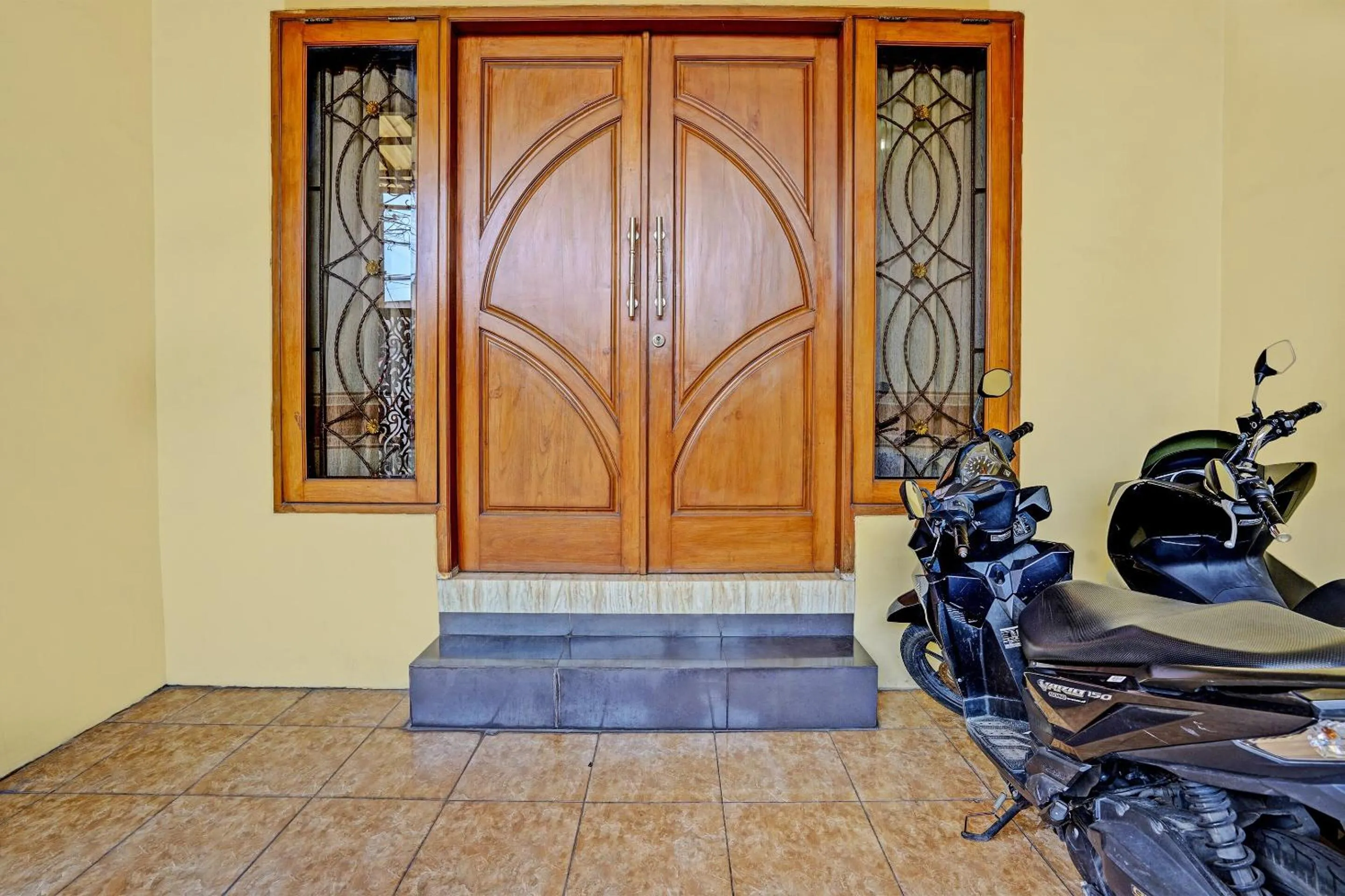 Lobby or reception in Hotel O Raffa Residence Syariah