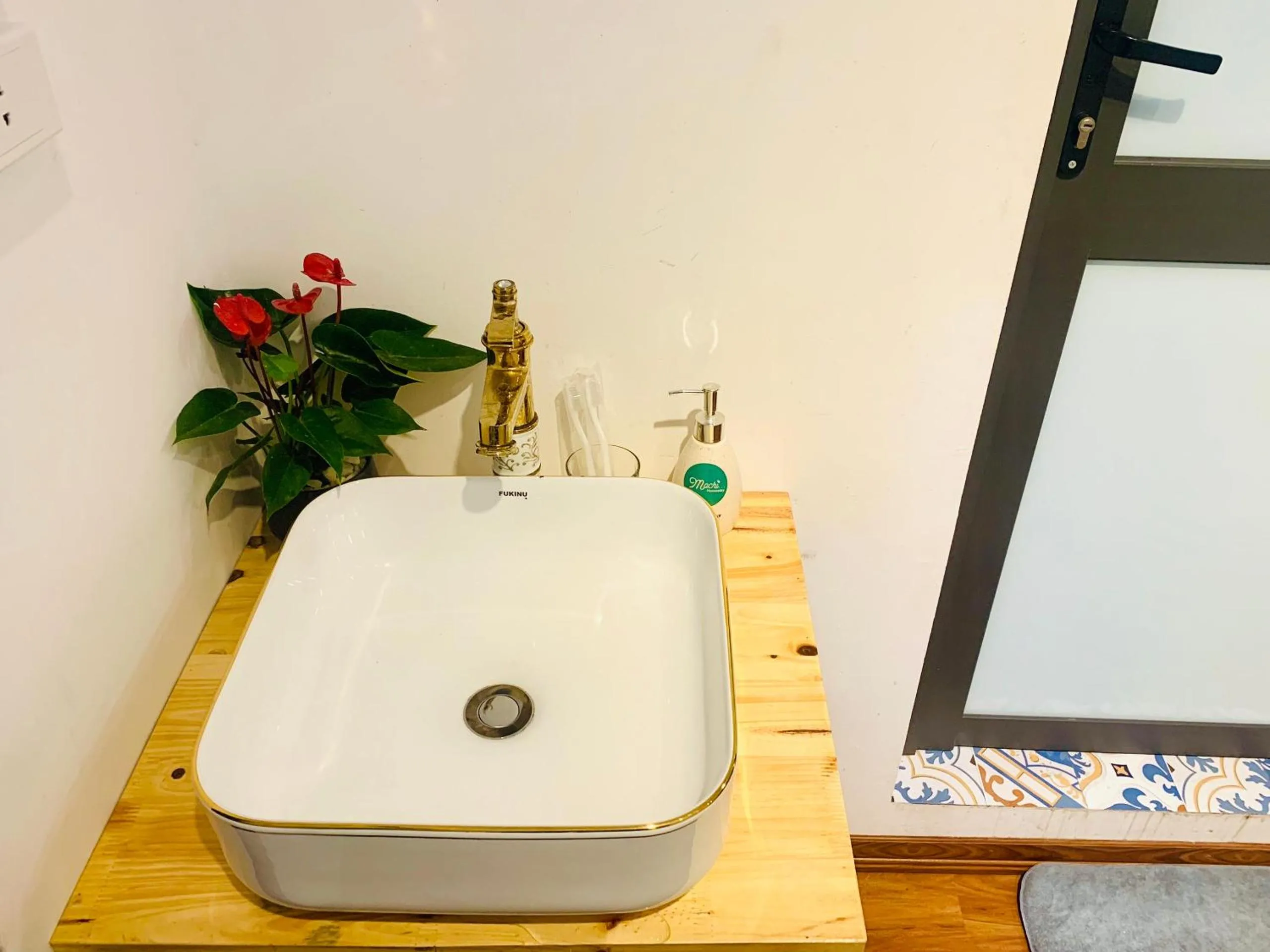 Bathroom in Sunny Hanoi Homestay