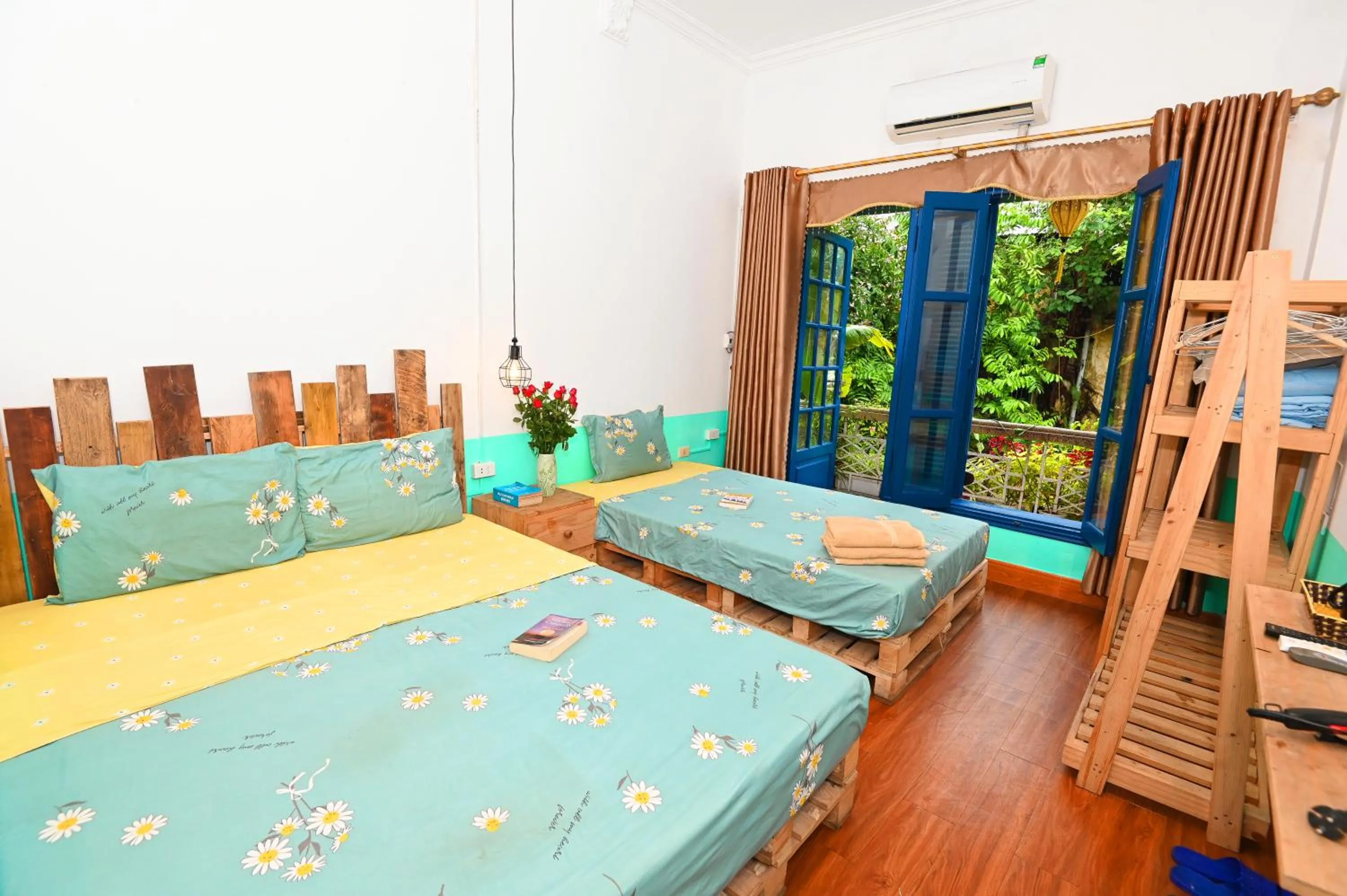 Bedroom, Bed in Sunny Hanoi Homestay
