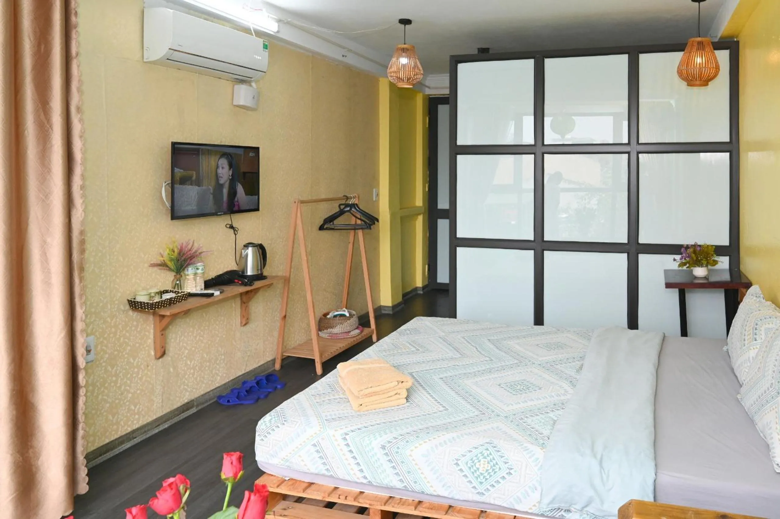 Bed in Sunny Hanoi Homestay