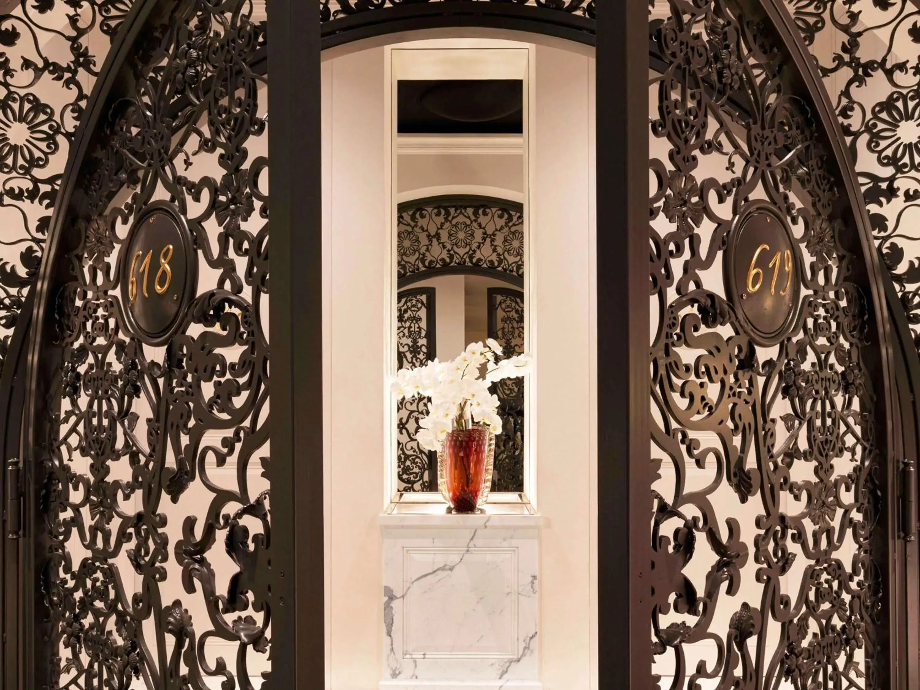 Bedroom in Raffles Doha Bedroom in Raffles Doha