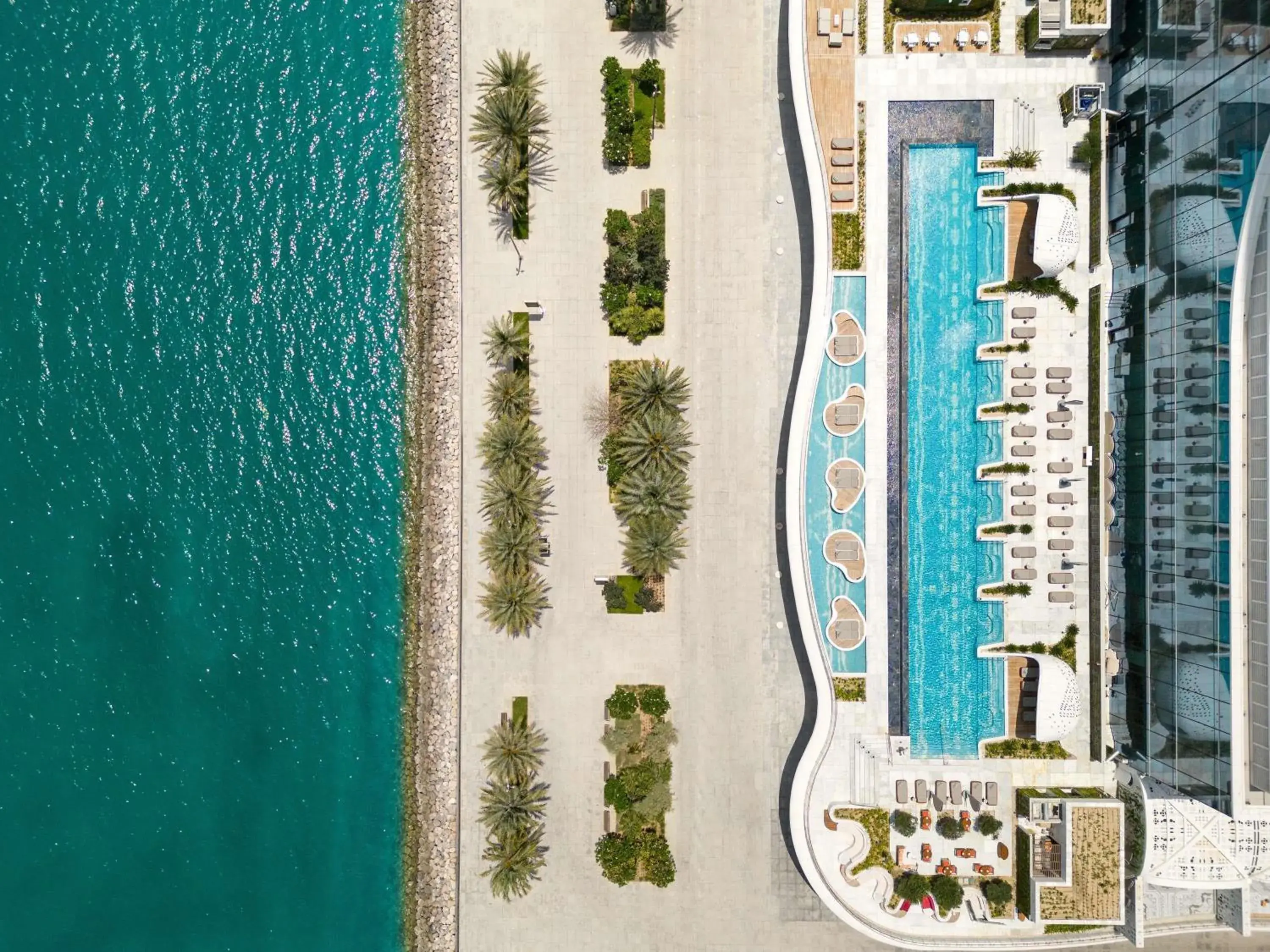 Lounge or bar in Raffles Doha Lounge or bar in Raffles Doha