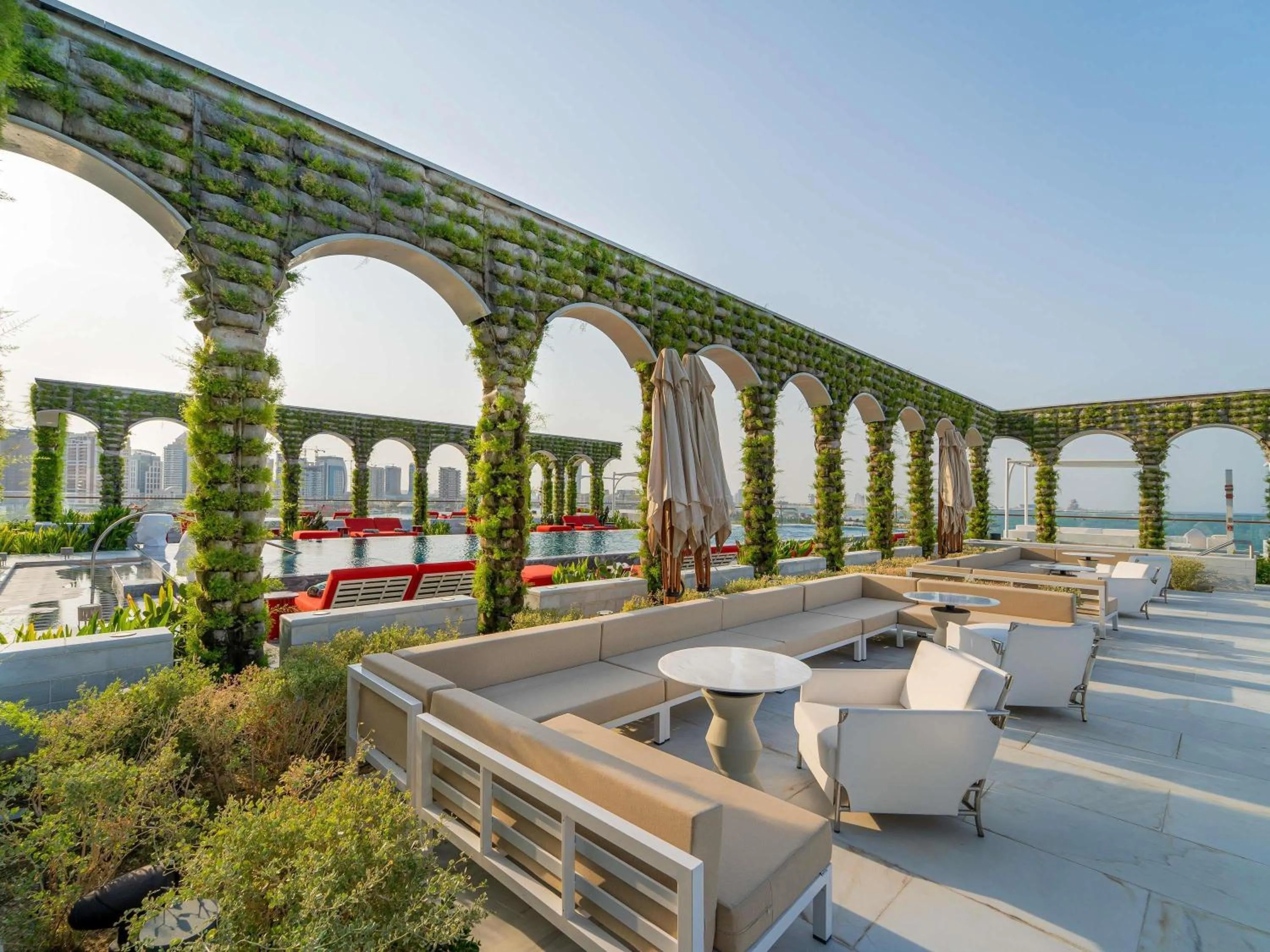 Lounge or bar in Raffles Doha