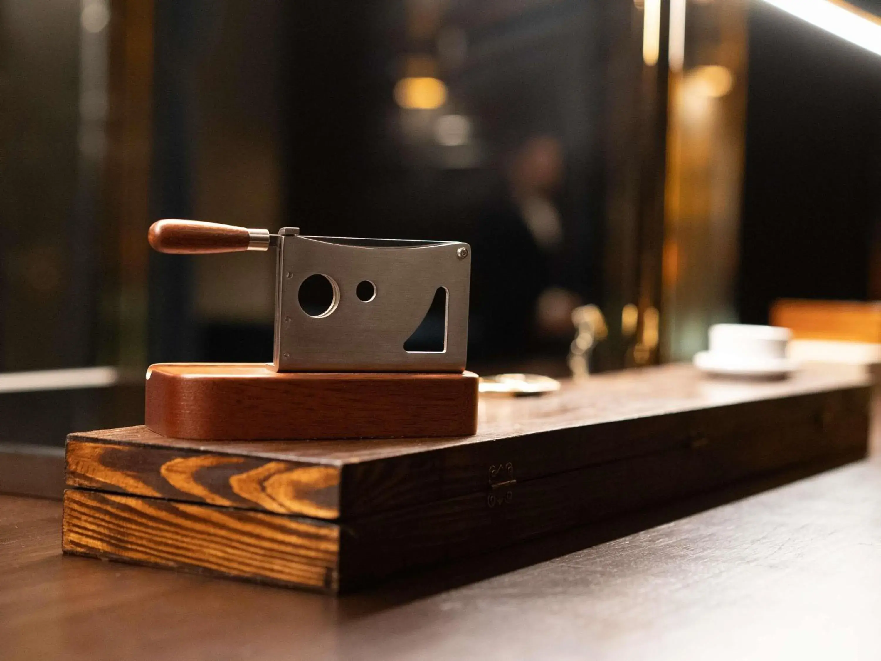 Lounge or bar in Raffles Doha Lounge or bar in Raffles Doha