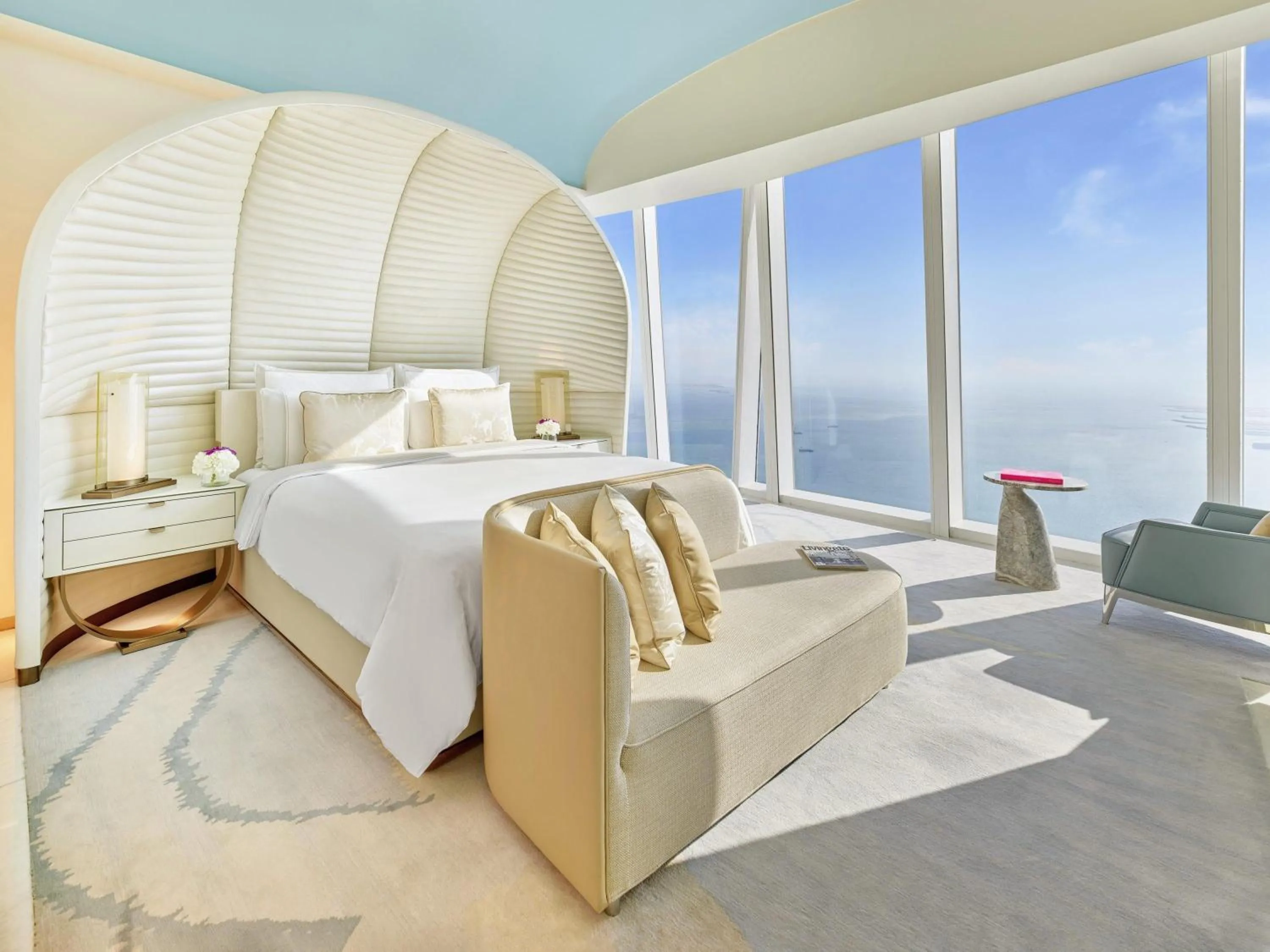 Photo of the whole room, Bed in Fairmont Doha