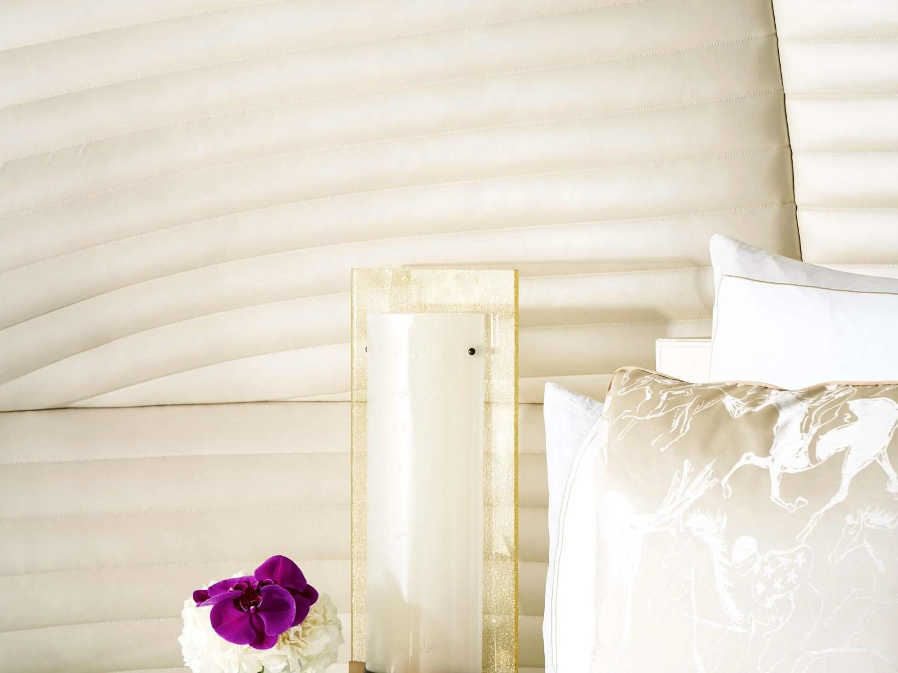 Bedroom, Bed in Fairmont Doha