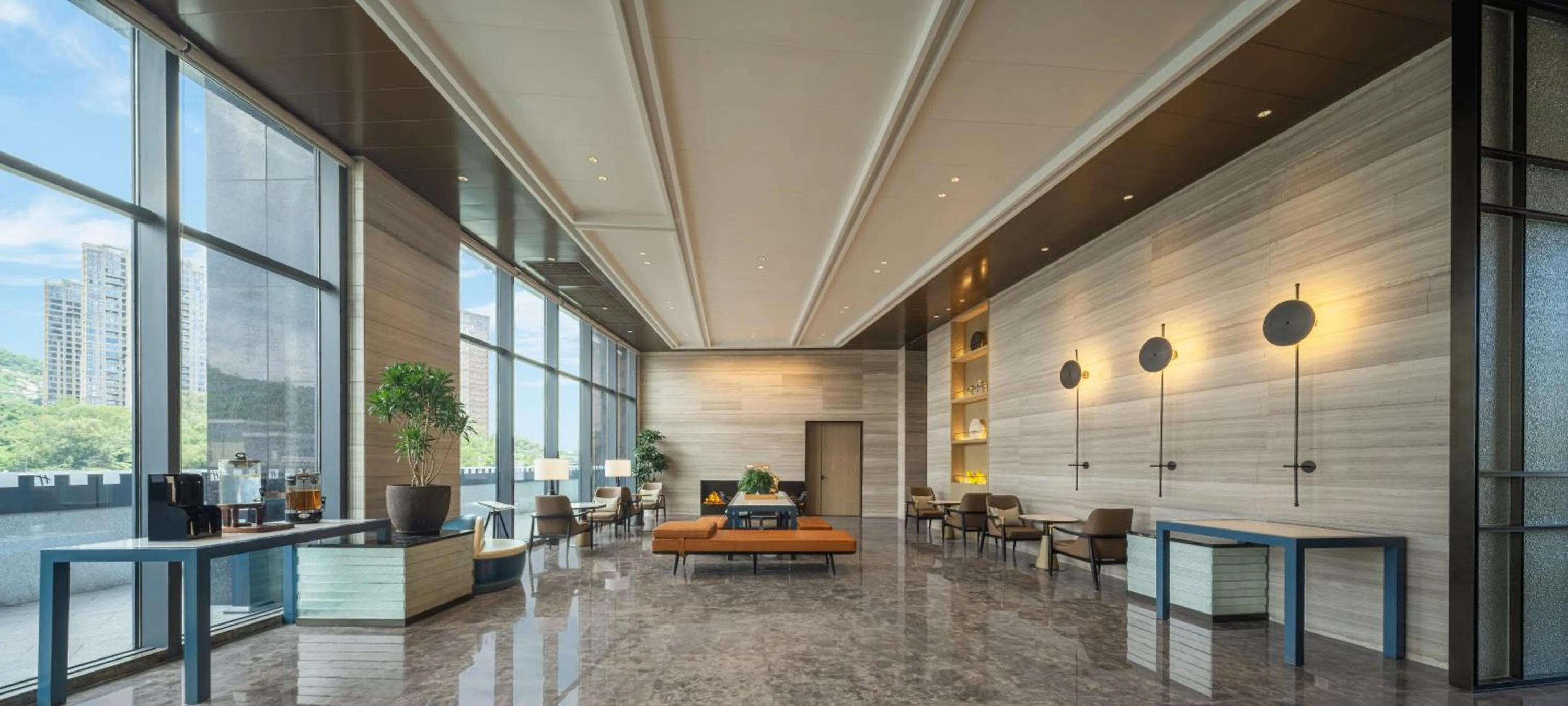 Lobby or reception in Holiday Inn Zhuhai City Center by IHG