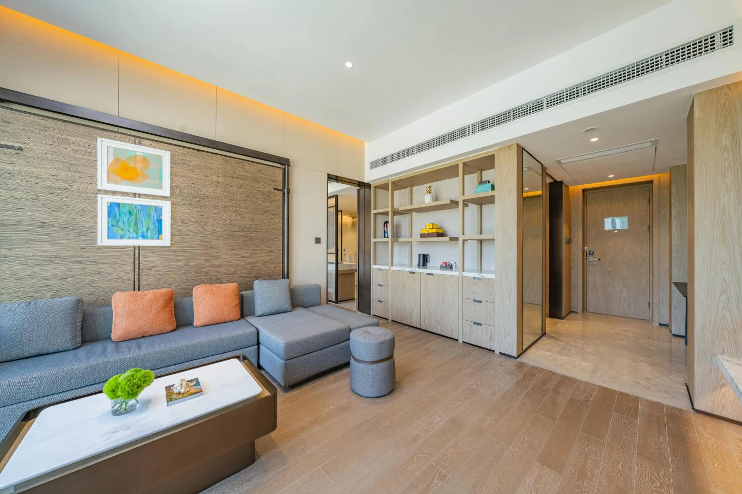Living room in Holiday Inn Zhuhai City Center by IHG