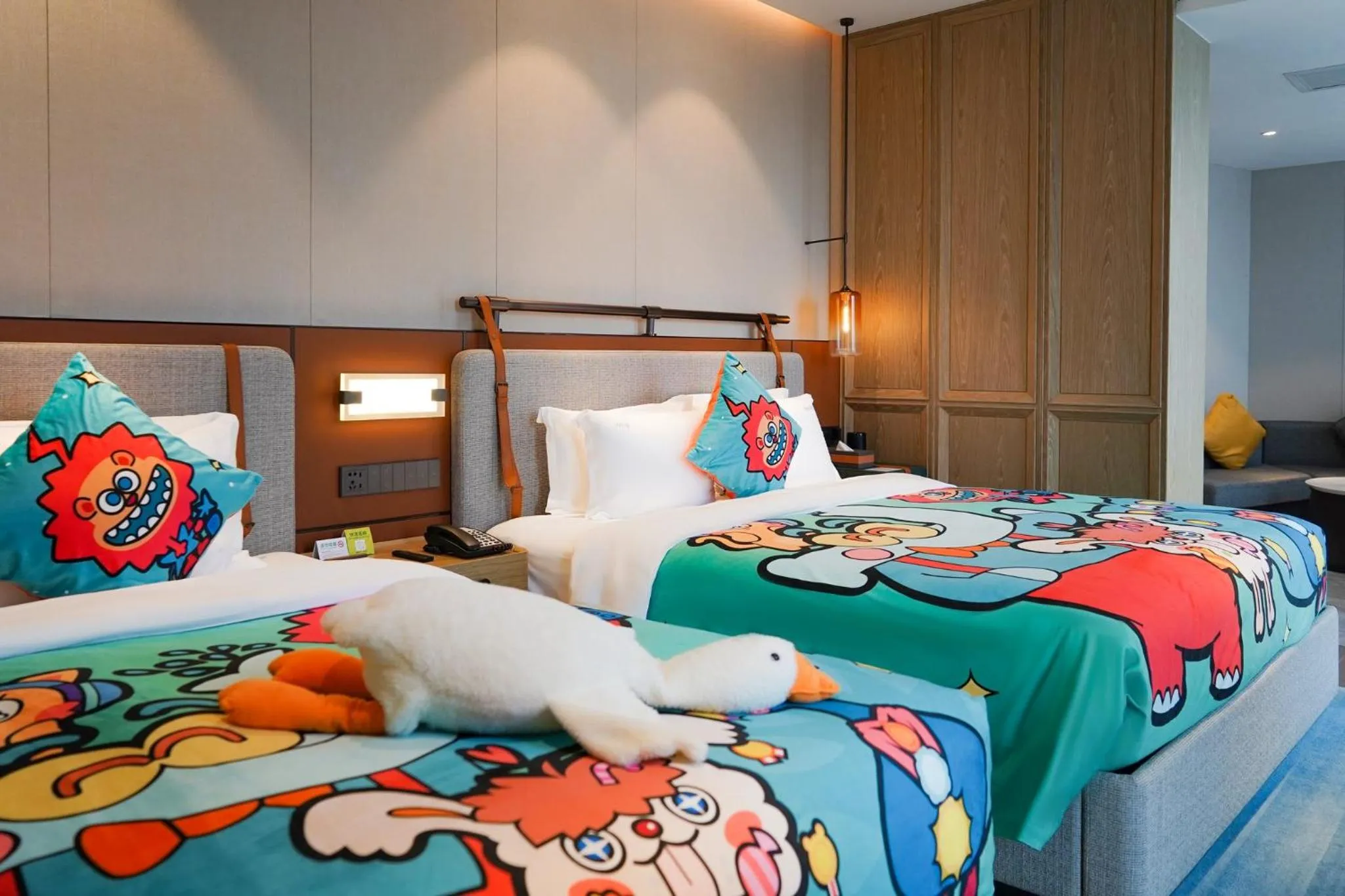 1 King 1 Double Premium Kids Theme in Holiday Inn Zhuhai City Center by IHG