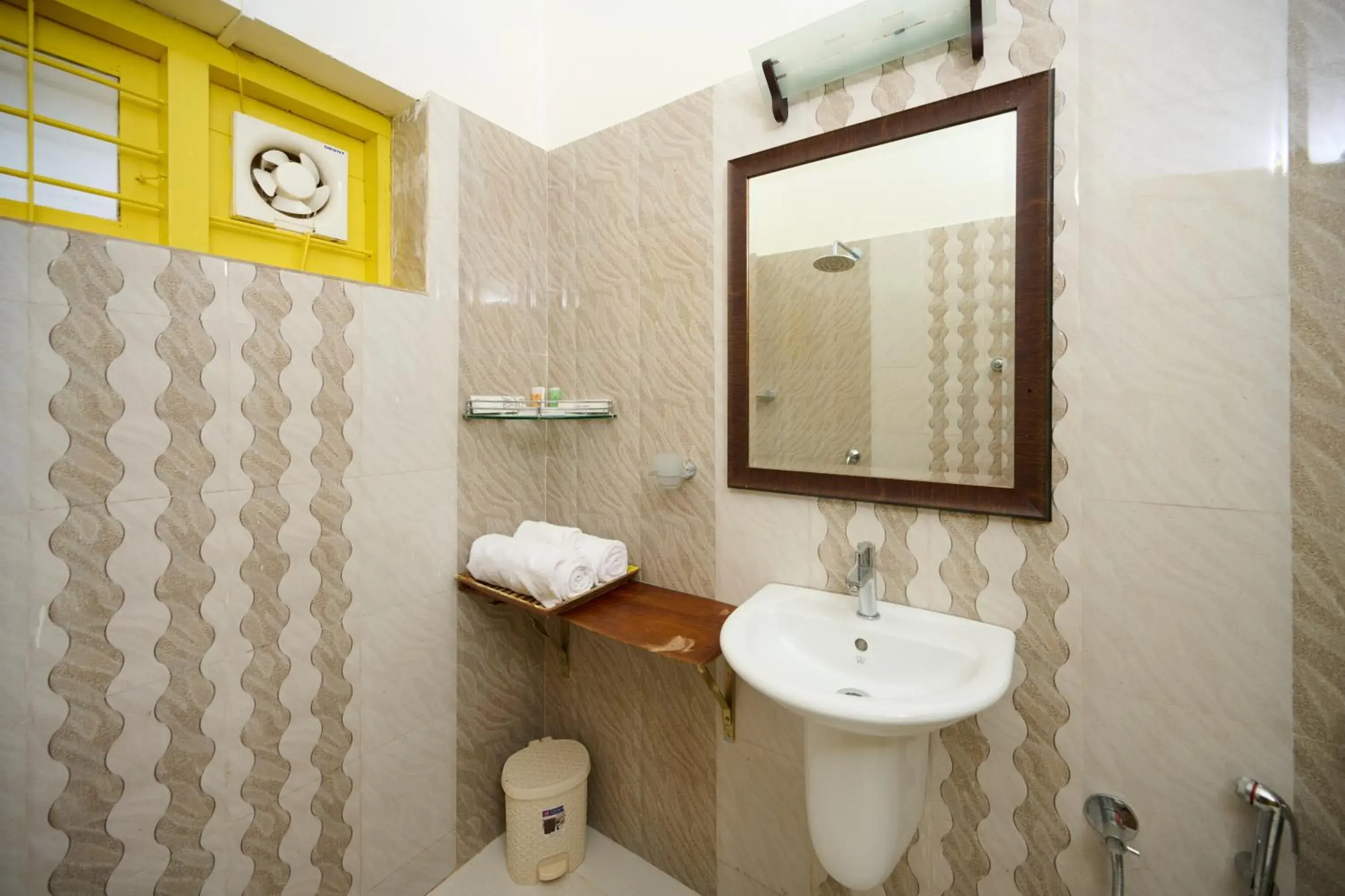 Bathroom in Seclude by the Lake, Alleppey Bathroom in Seclude by the Lake, Alleppey