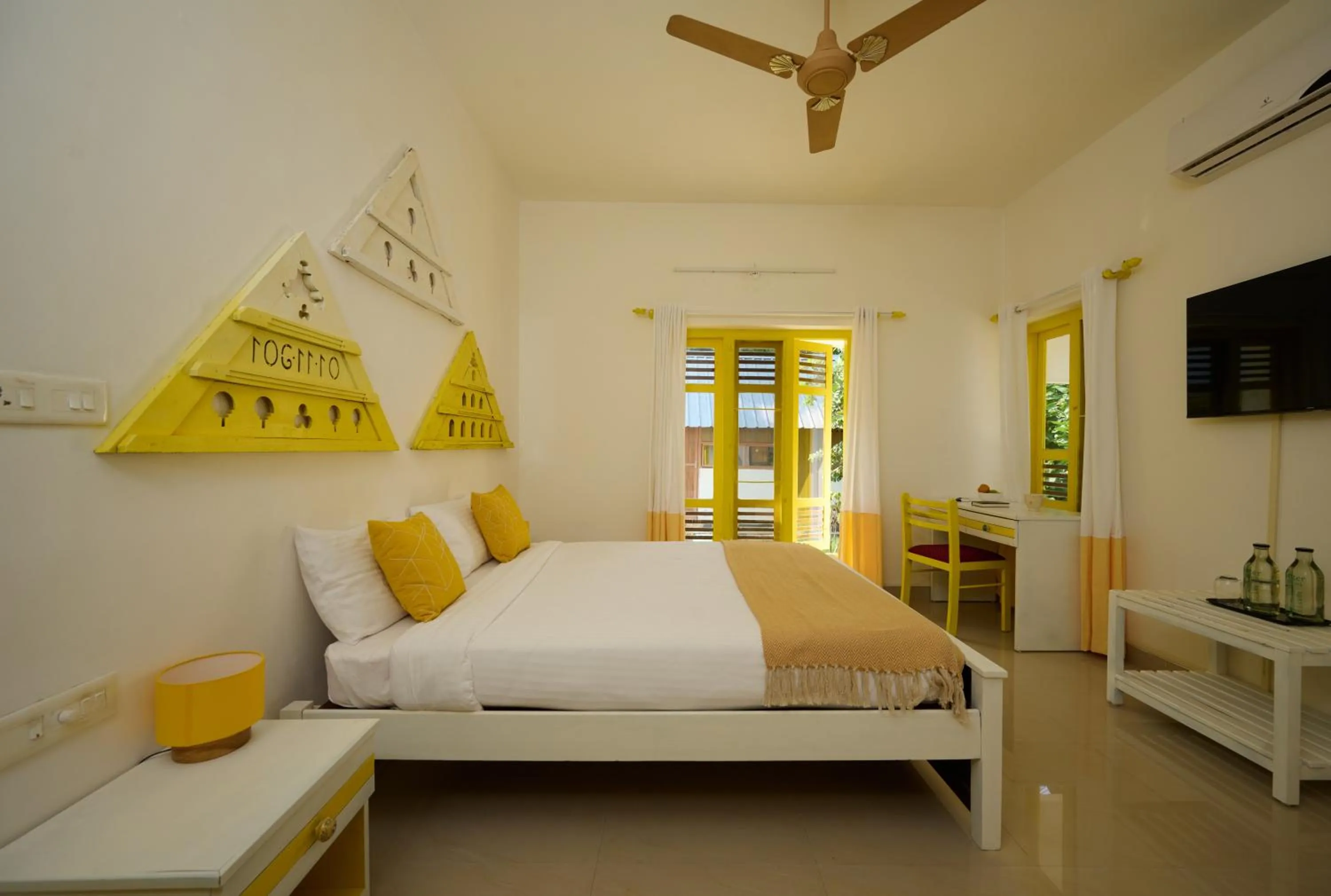 Photo of the whole room, Bed in Seclude by the Lake, Alleppey