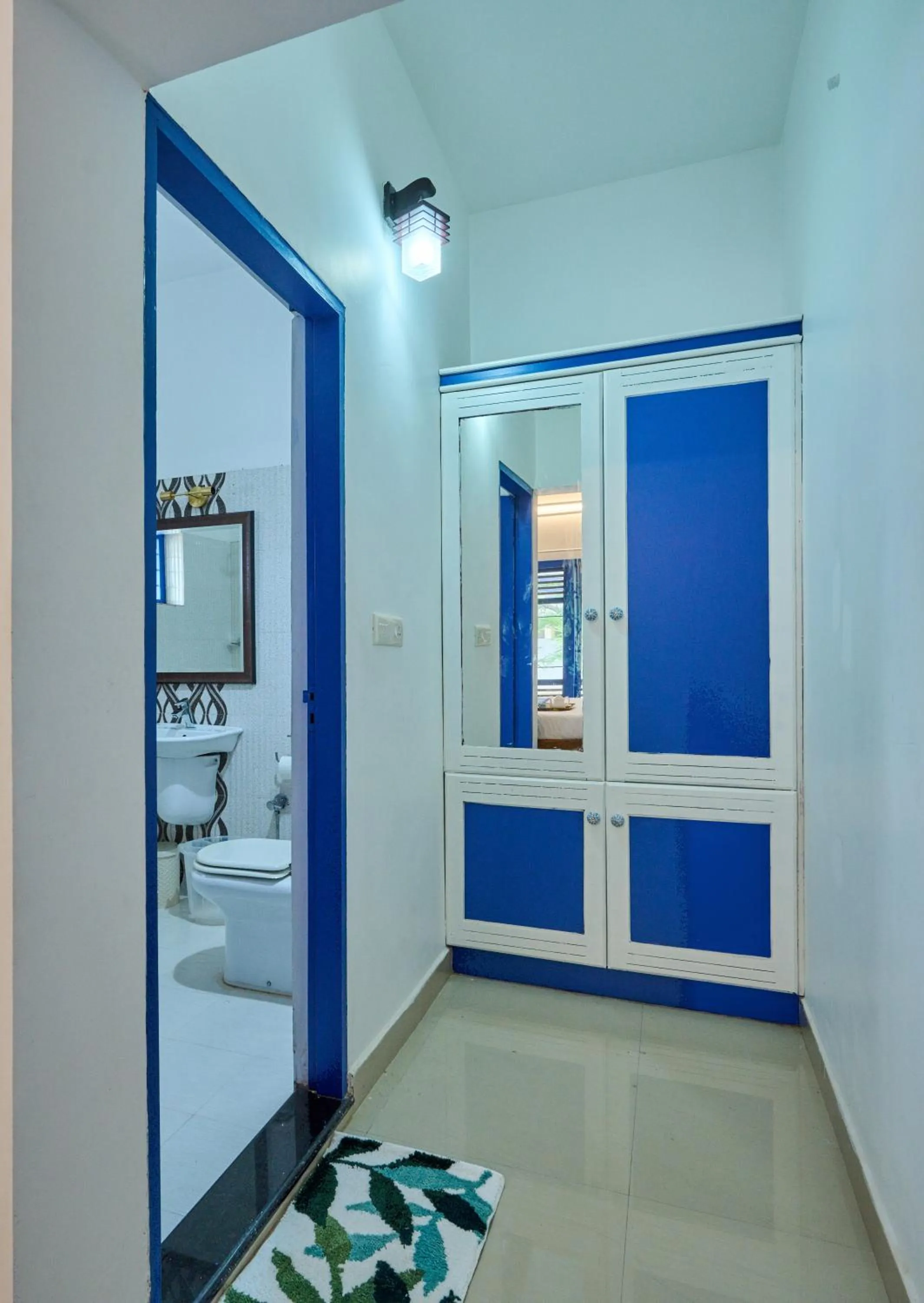 Shower in Seclude by the Lake, Alleppey