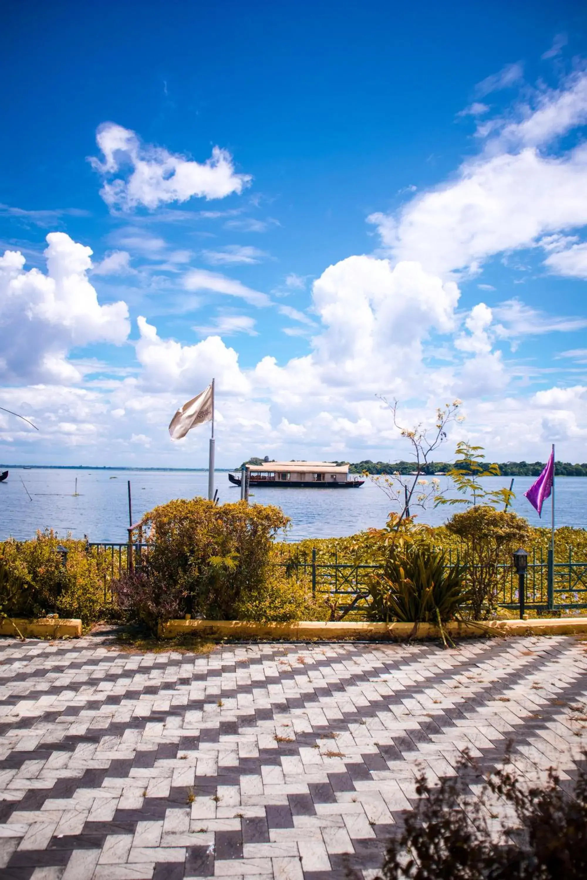 Sea view in Seclude by the Lake, Alleppey Sea view in Seclude by the Lake, Alleppey