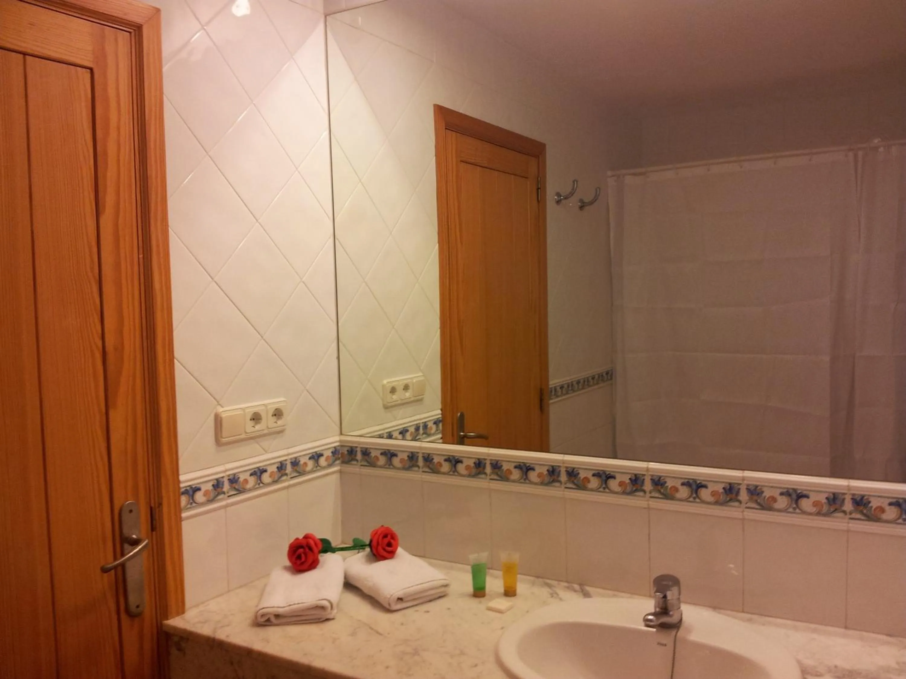 Bathroom in Apartamentos Casa Maria