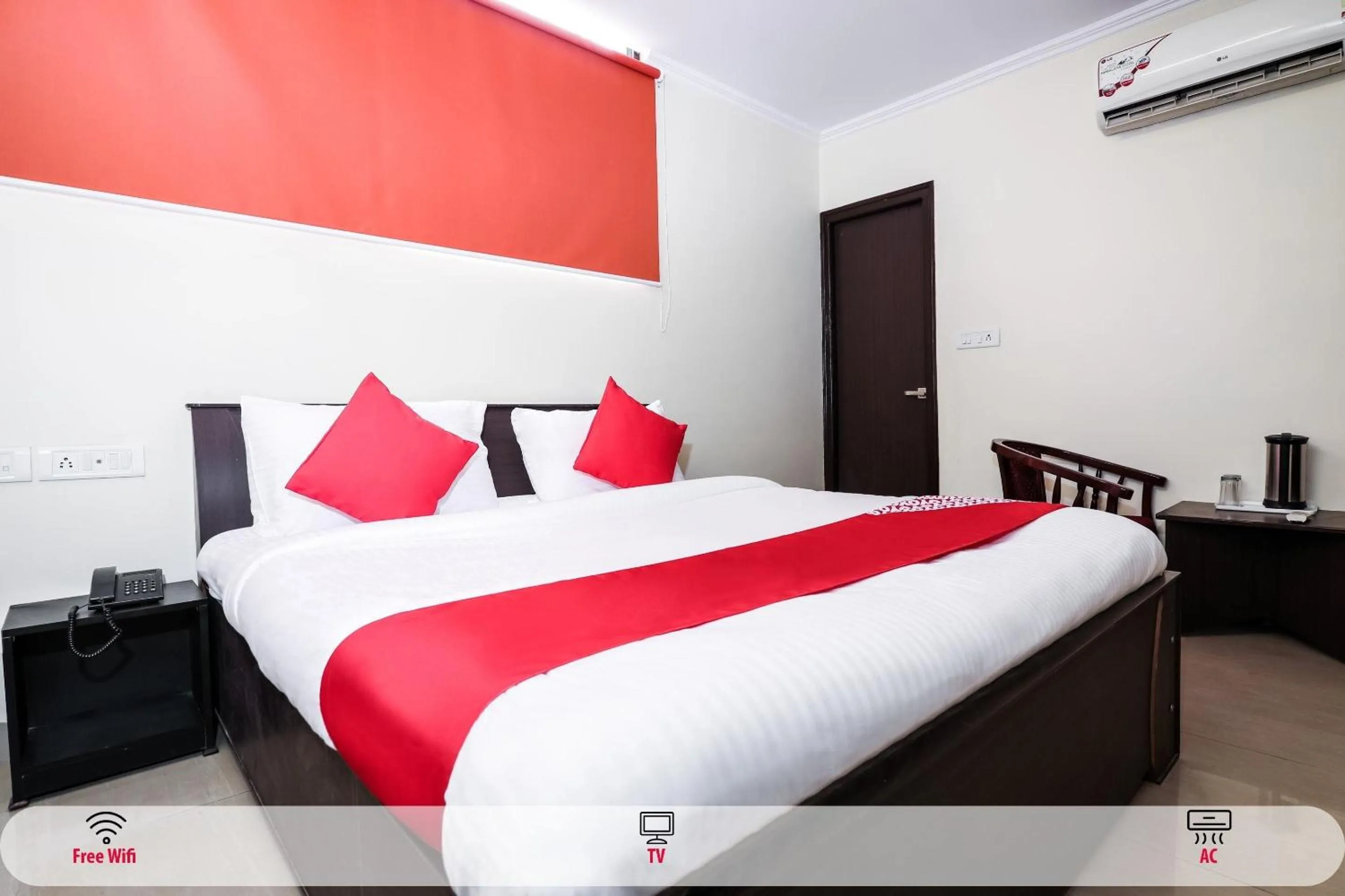 Bedroom, Bed in Silver Inn-2 Agarwal Farm Mansarovar