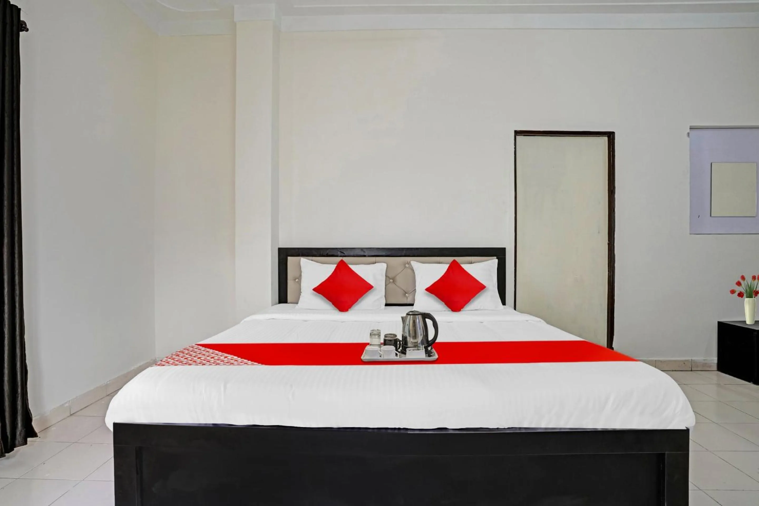 Bedroom, Bed in Hotel O Ay Imperial