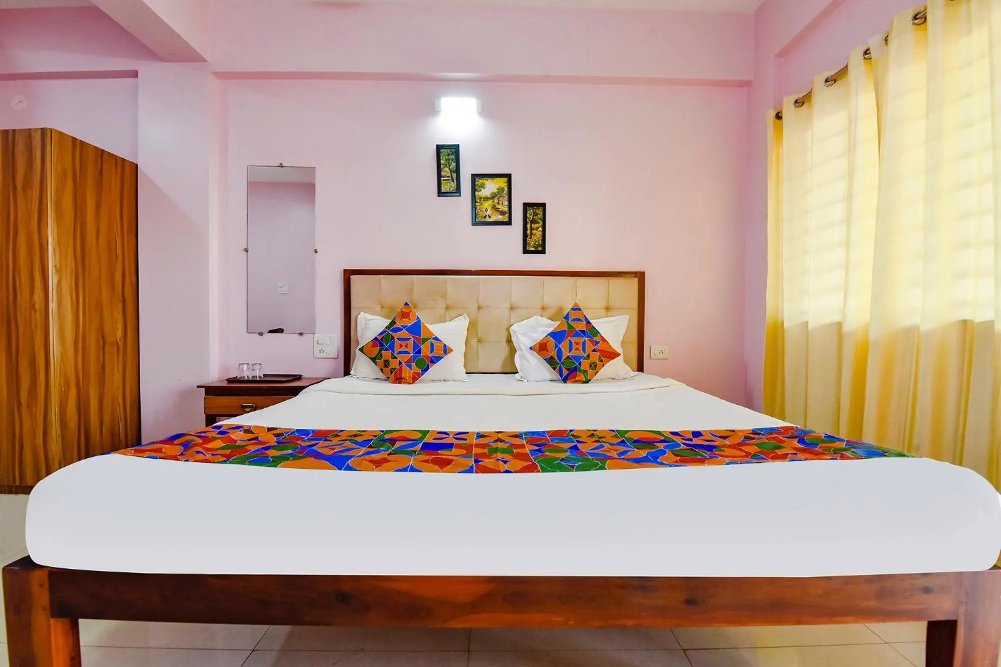 Bed in FabExpress Morjim Paradise - Nr Morjim Beach