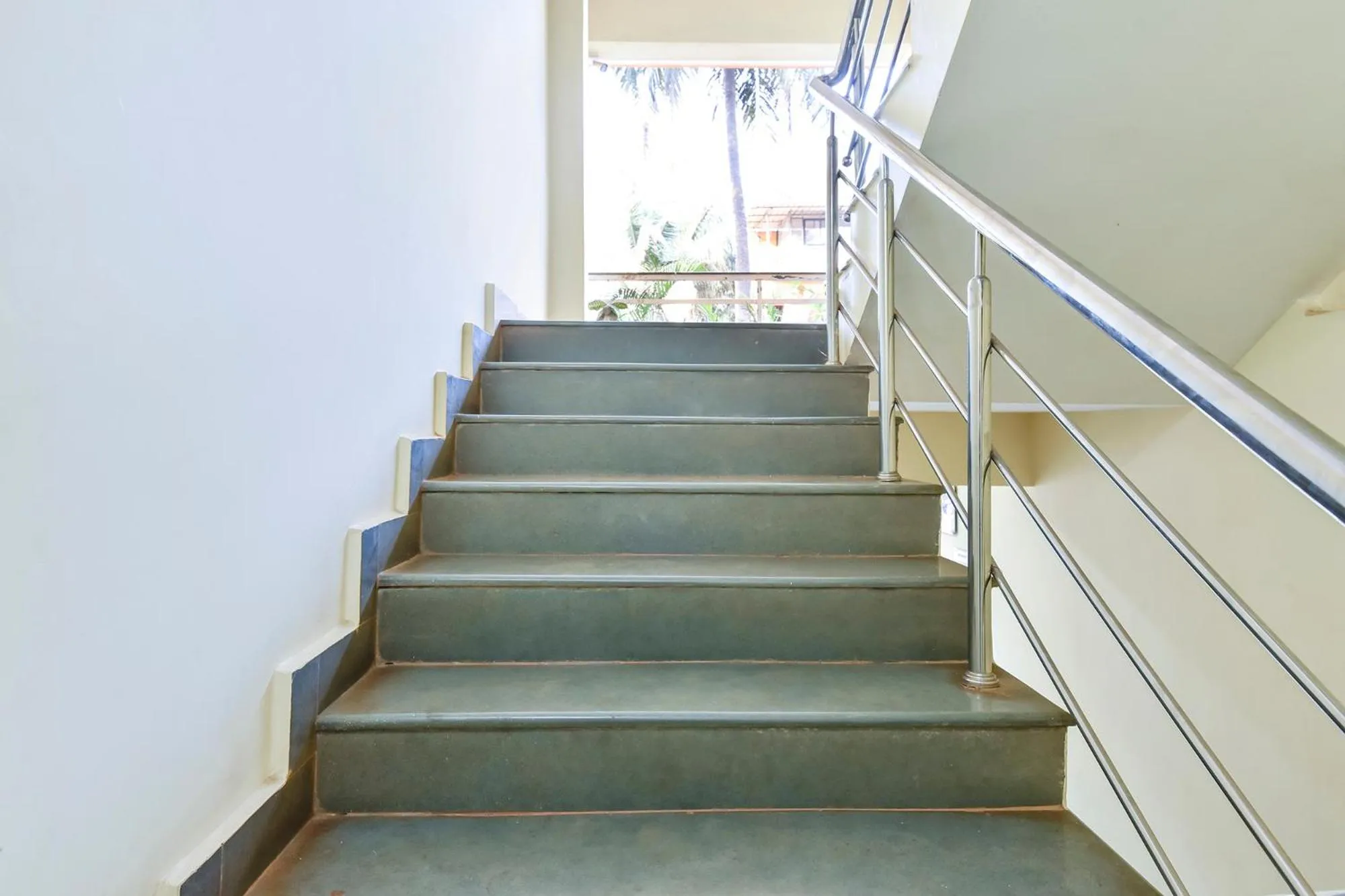 Lobby or reception in FabExpress Morjim Paradise - Nr Morjim Beach