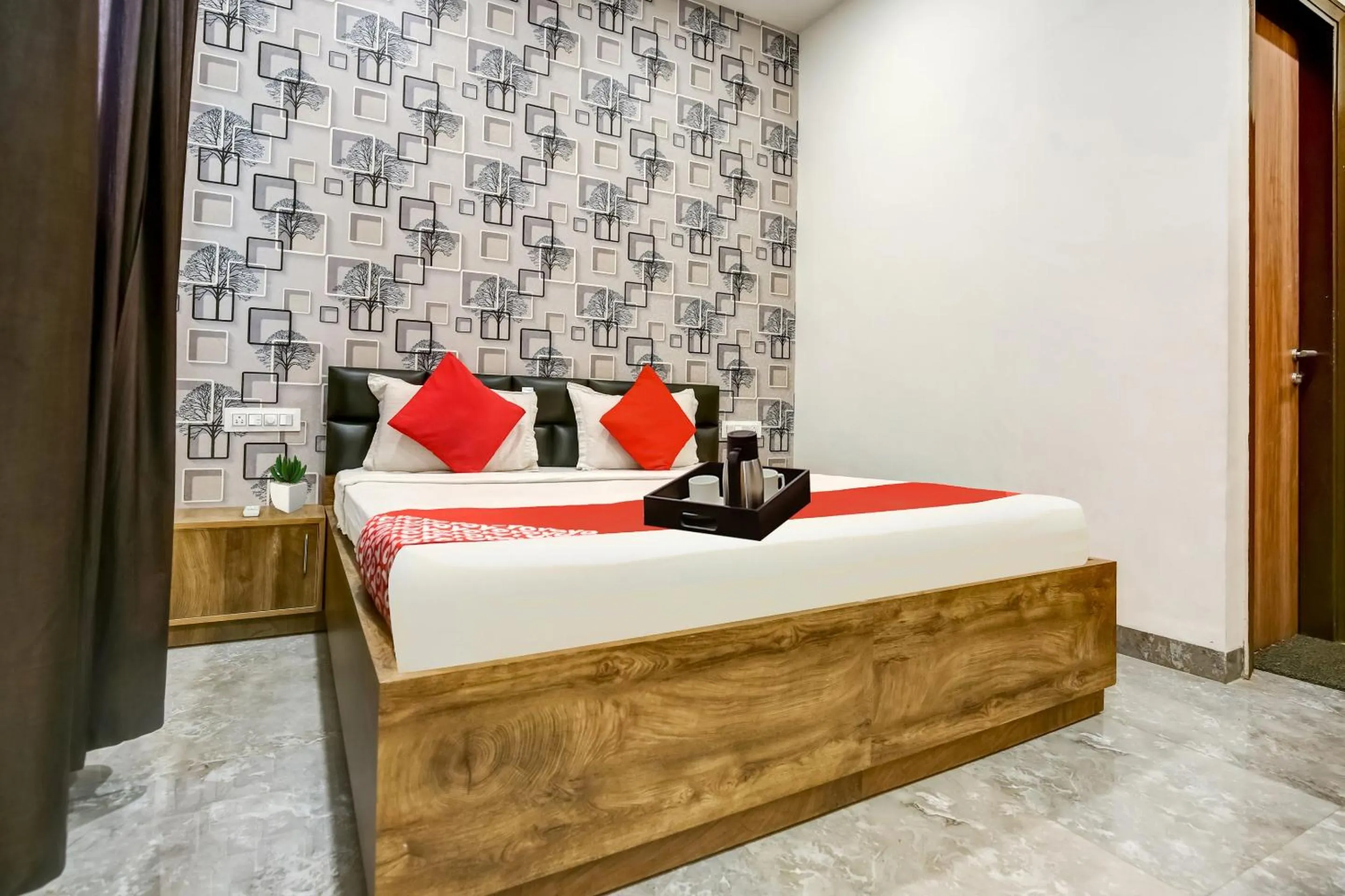 Bedroom in Hotel O Jo Jo