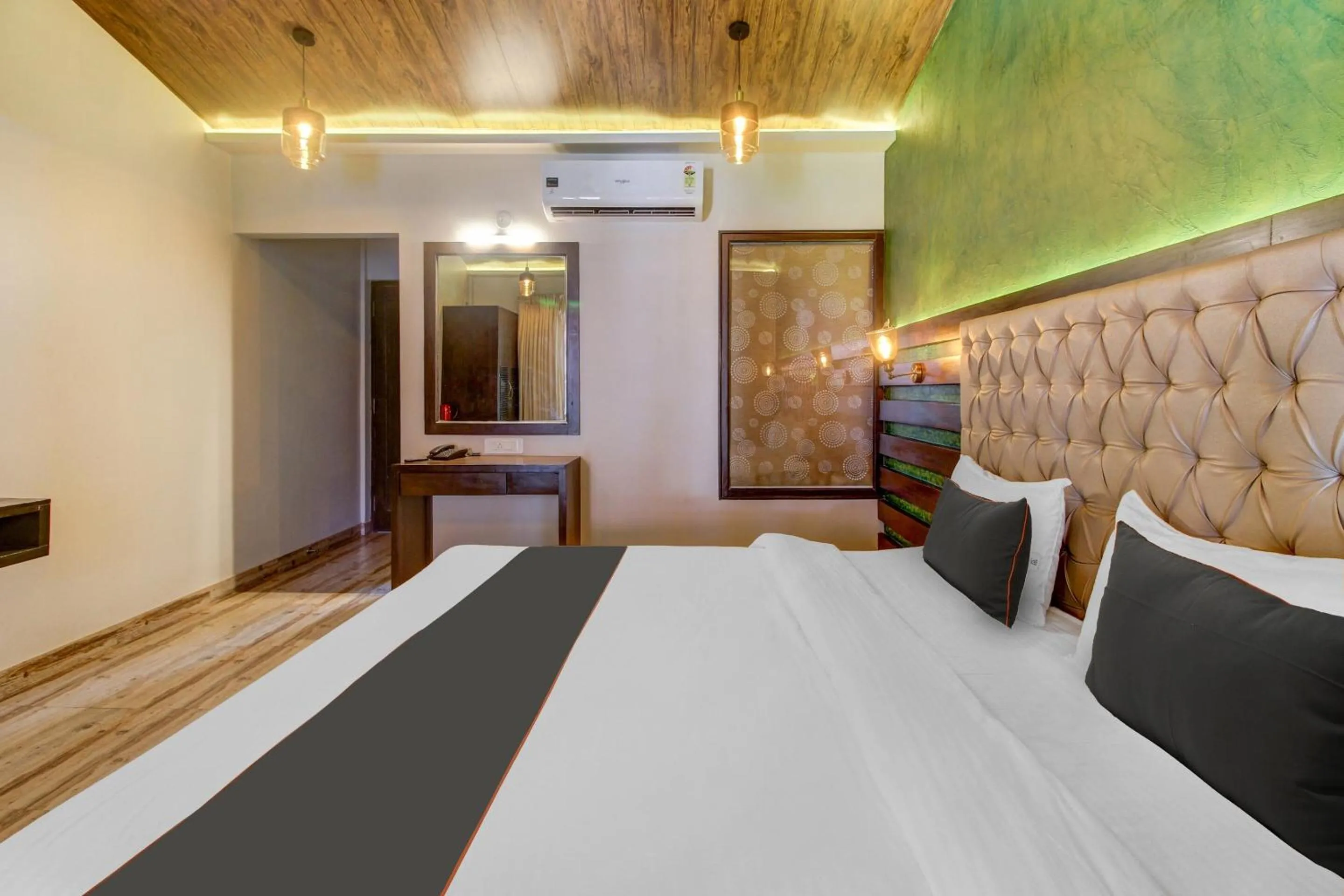 Bedroom, Bed in Capital O Coco Farm Resort