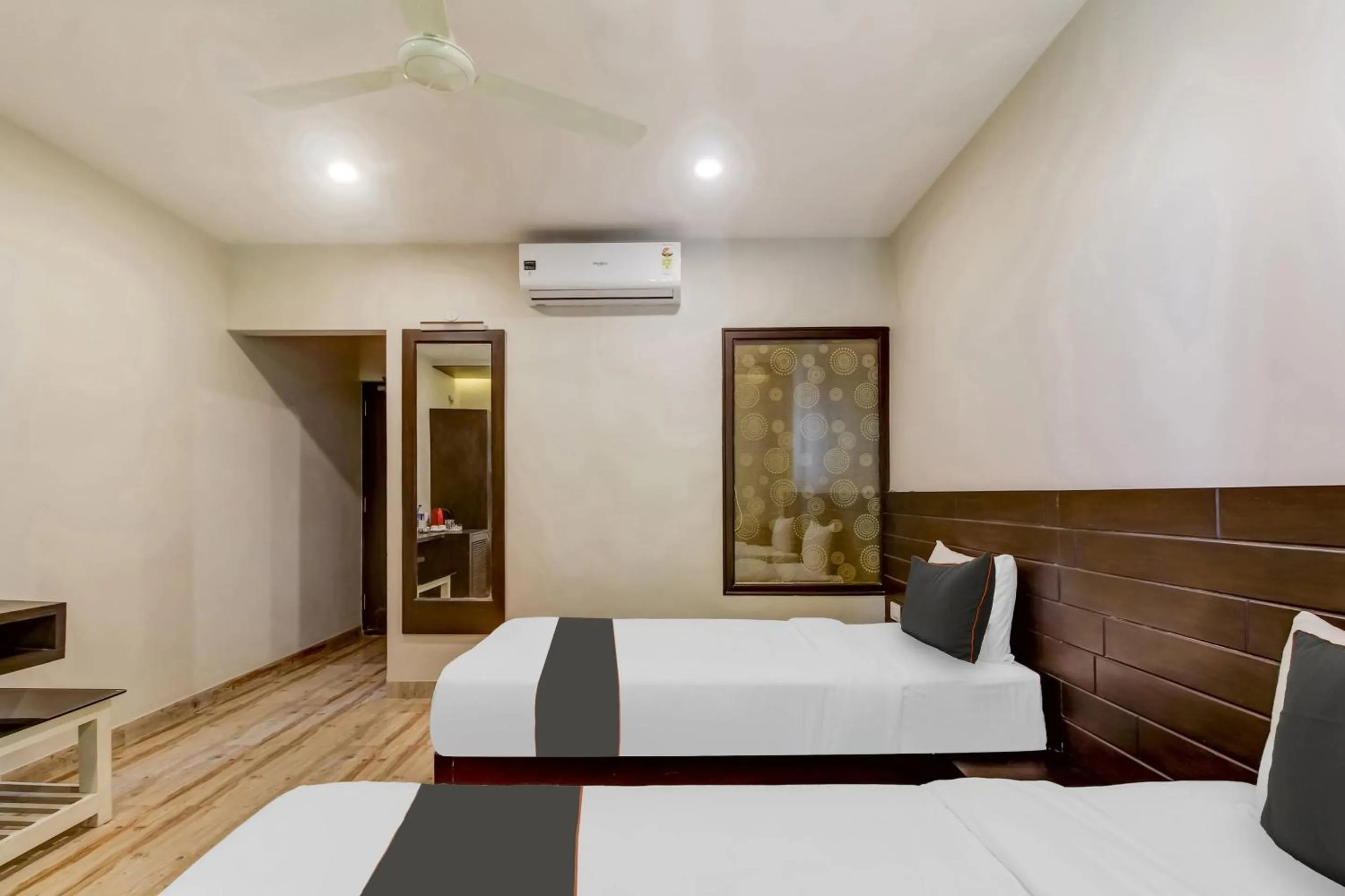 Bedroom, Bed in Capital O Coco Farm Resort