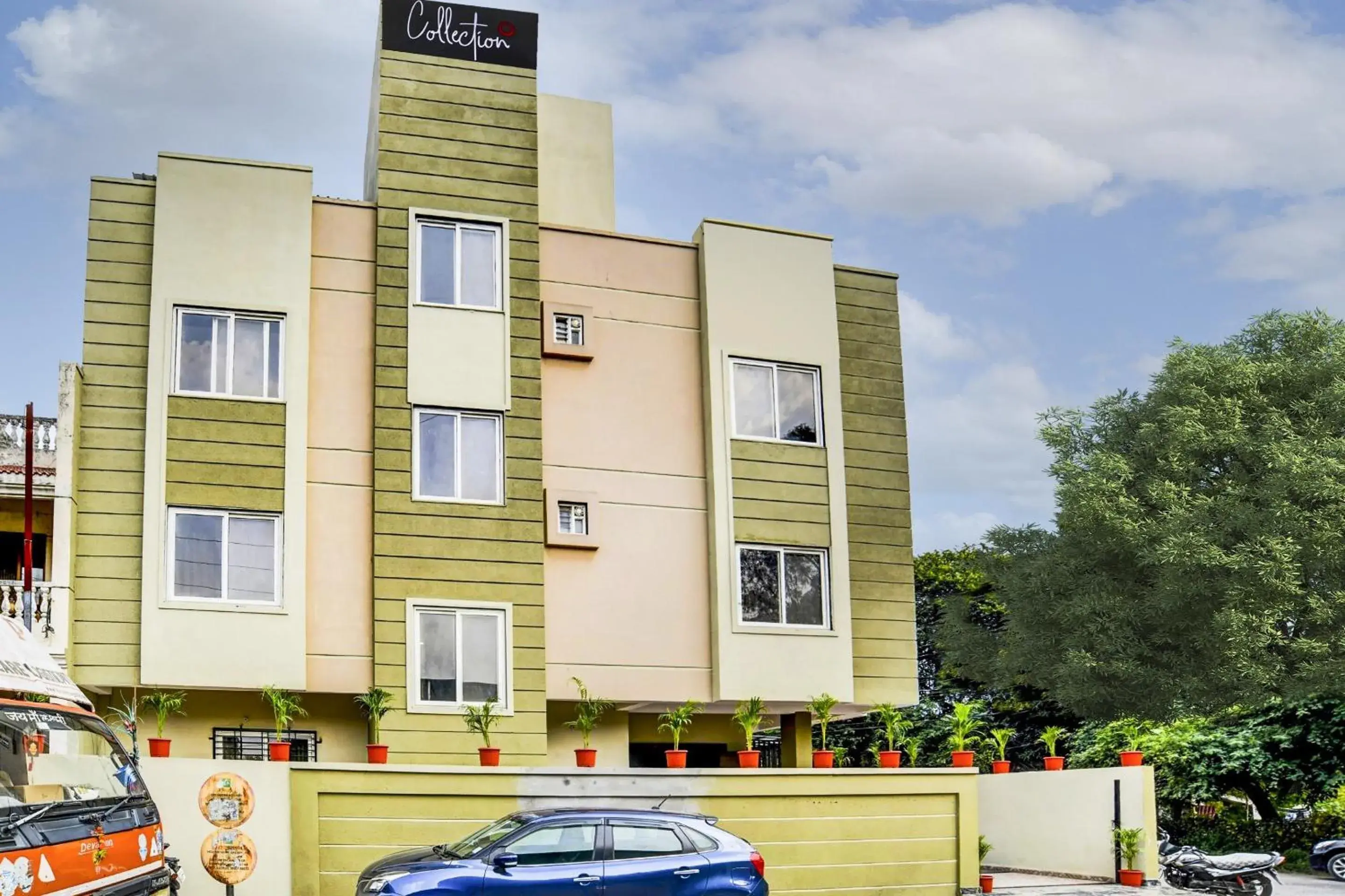 Facade/entrance in Collection O Task Facade/entrance in Collection O Task